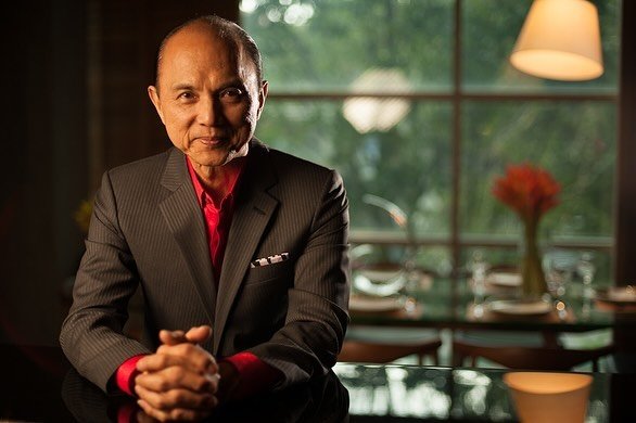 ✨ Every Shoe Tells a Story ✨

Craftsmanship isn&rsquo;t just a skill&mdash;it&rsquo;s a love story.

Last year, I had the incredible honor of meeting Professor Datuk Jimmy Choo, OBE, @profjimmychoo. A true icon in the world of fashion. We talked abou