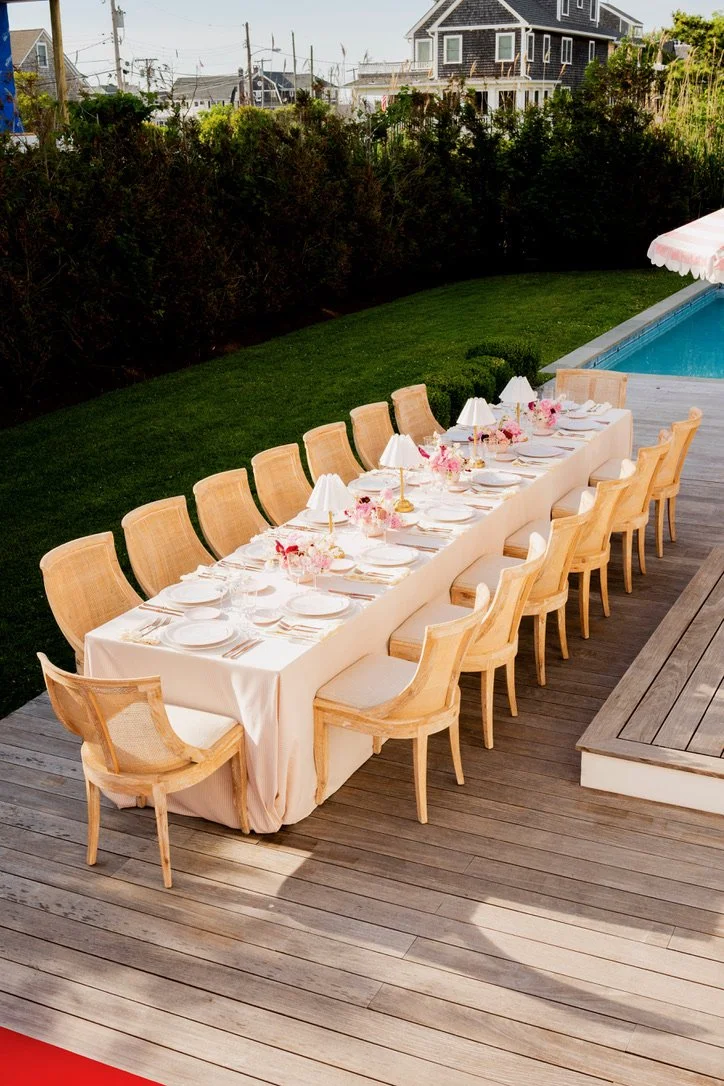 brand-dinner-intimate-backyard-celebration-lamps-luxury-tableware-flatware-modern-glassware-alabaster-plates_05.jpeg