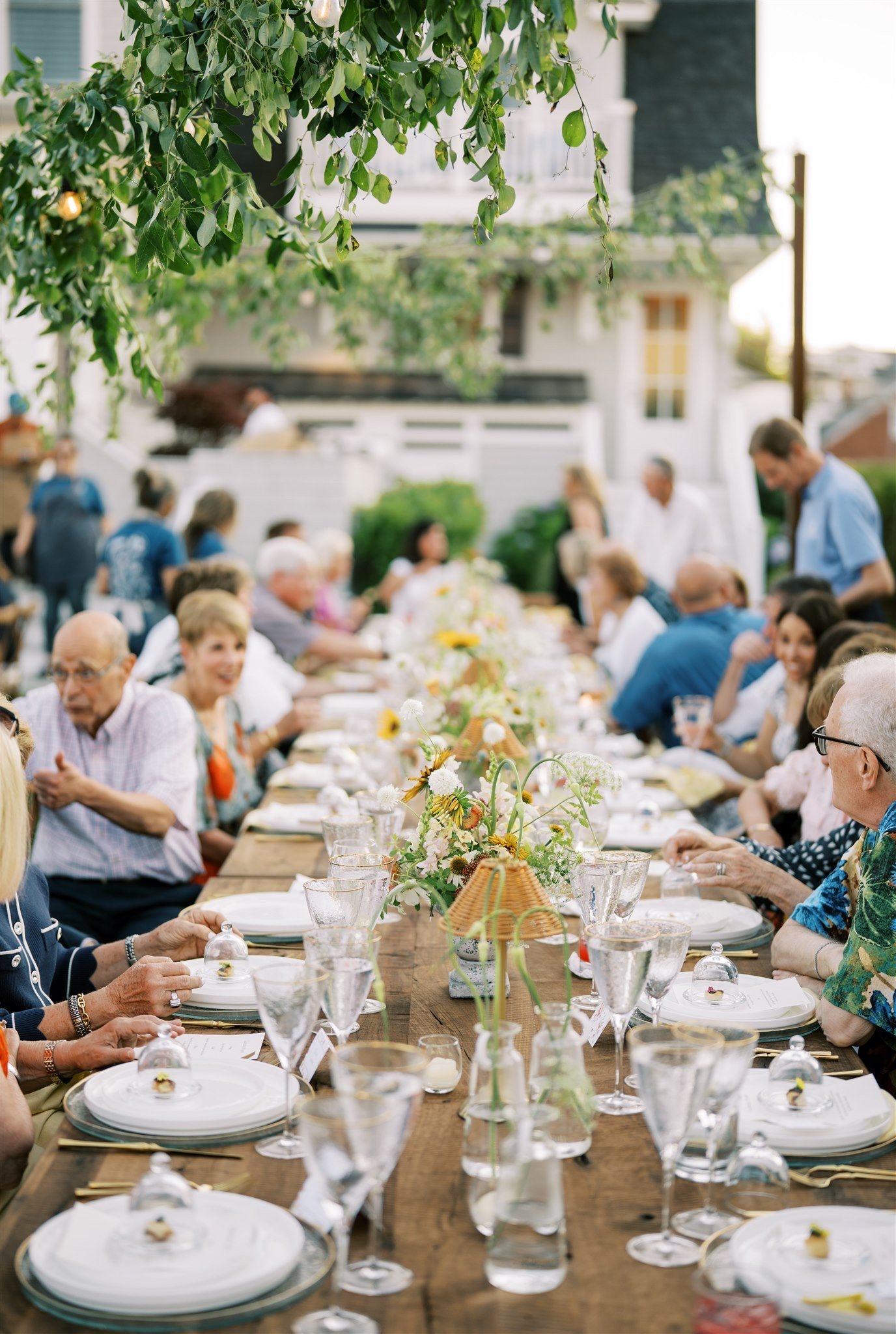 anniversary-event-luxury-tableware-glassware-charger-flatware_linens_dinnerware_lamp-22.jpg