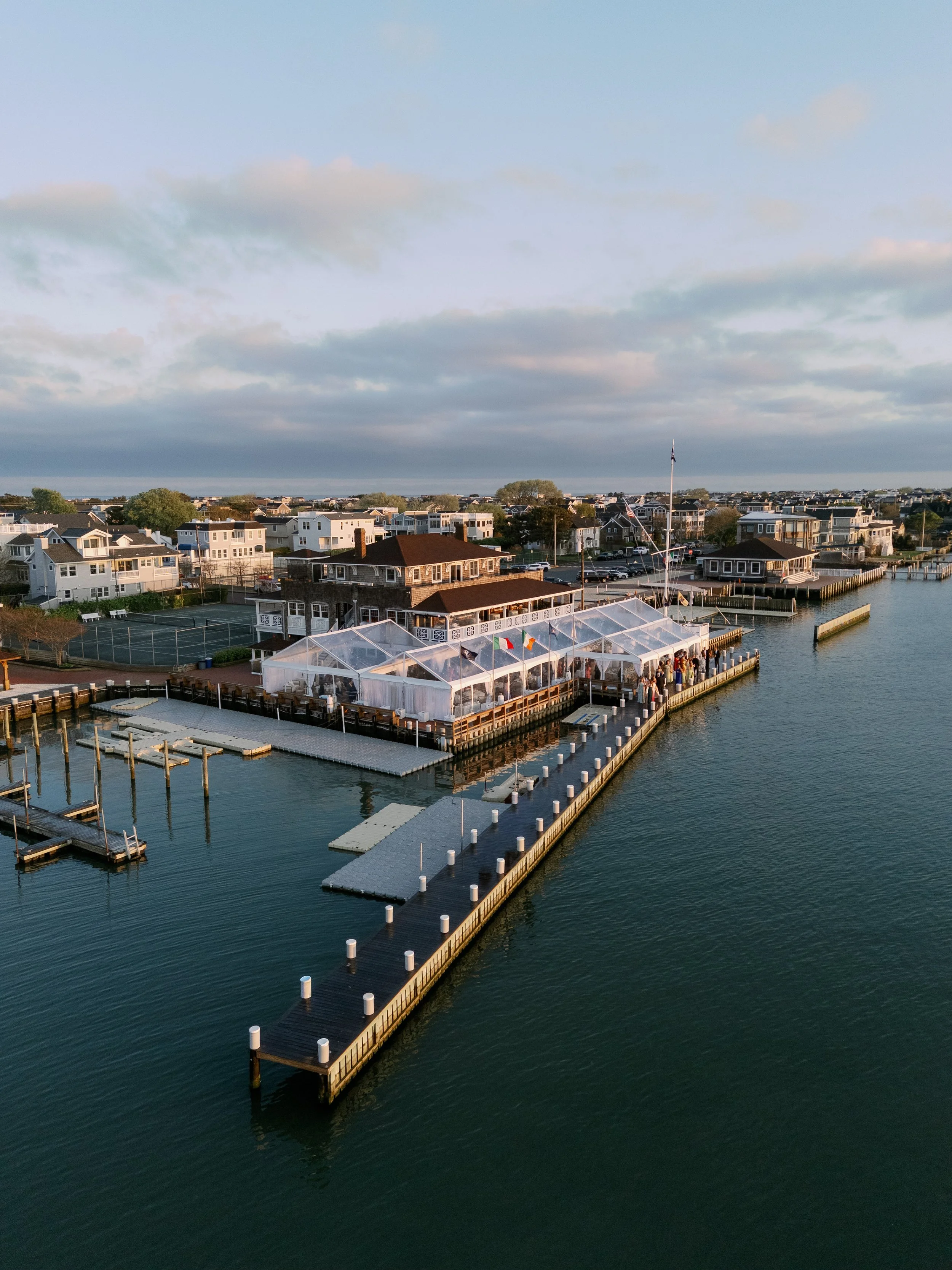 little-egg-harbor-yacht-club-tented-wedding-glassware-lamps-charger-plate_042.jpg