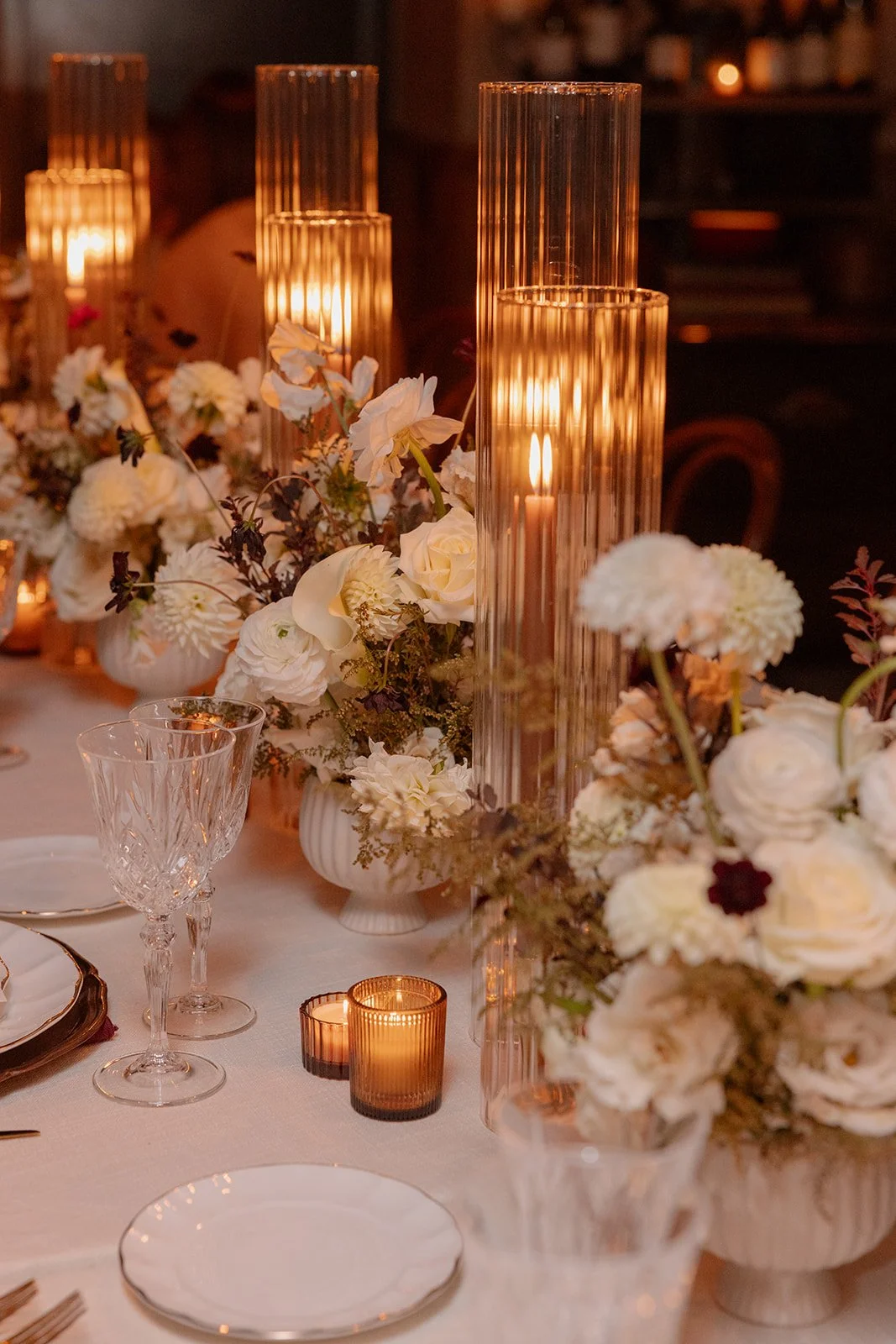 forgione-nyc-luxury-micro-wedding-tableware-glassware-charger-flatware-linens-dinnerware_10.jpg