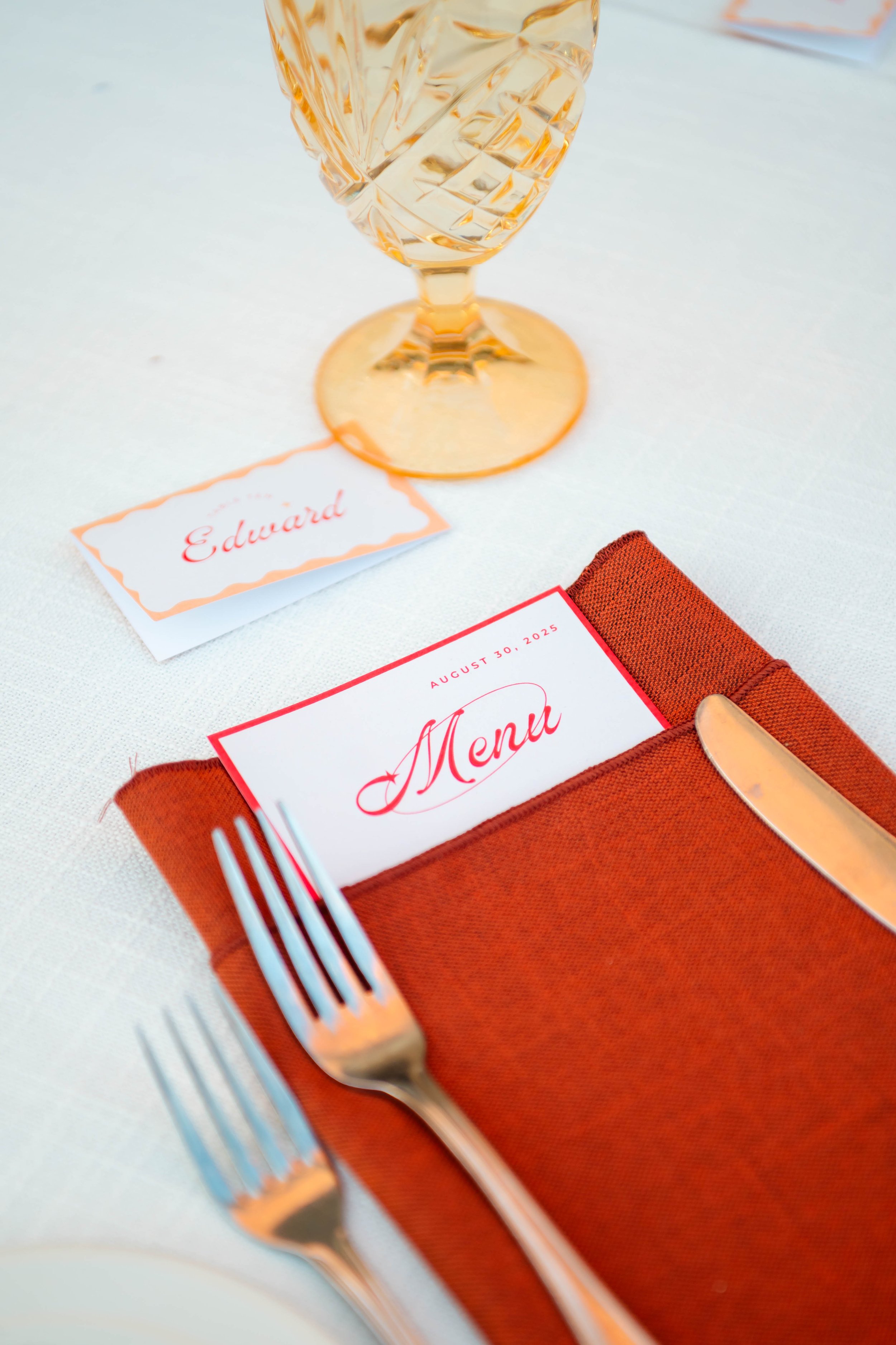 the-asbury-hotel-wedding-luxury-tableware-glassware-charger-flatware_linens_colorful_wedding_2.jpg