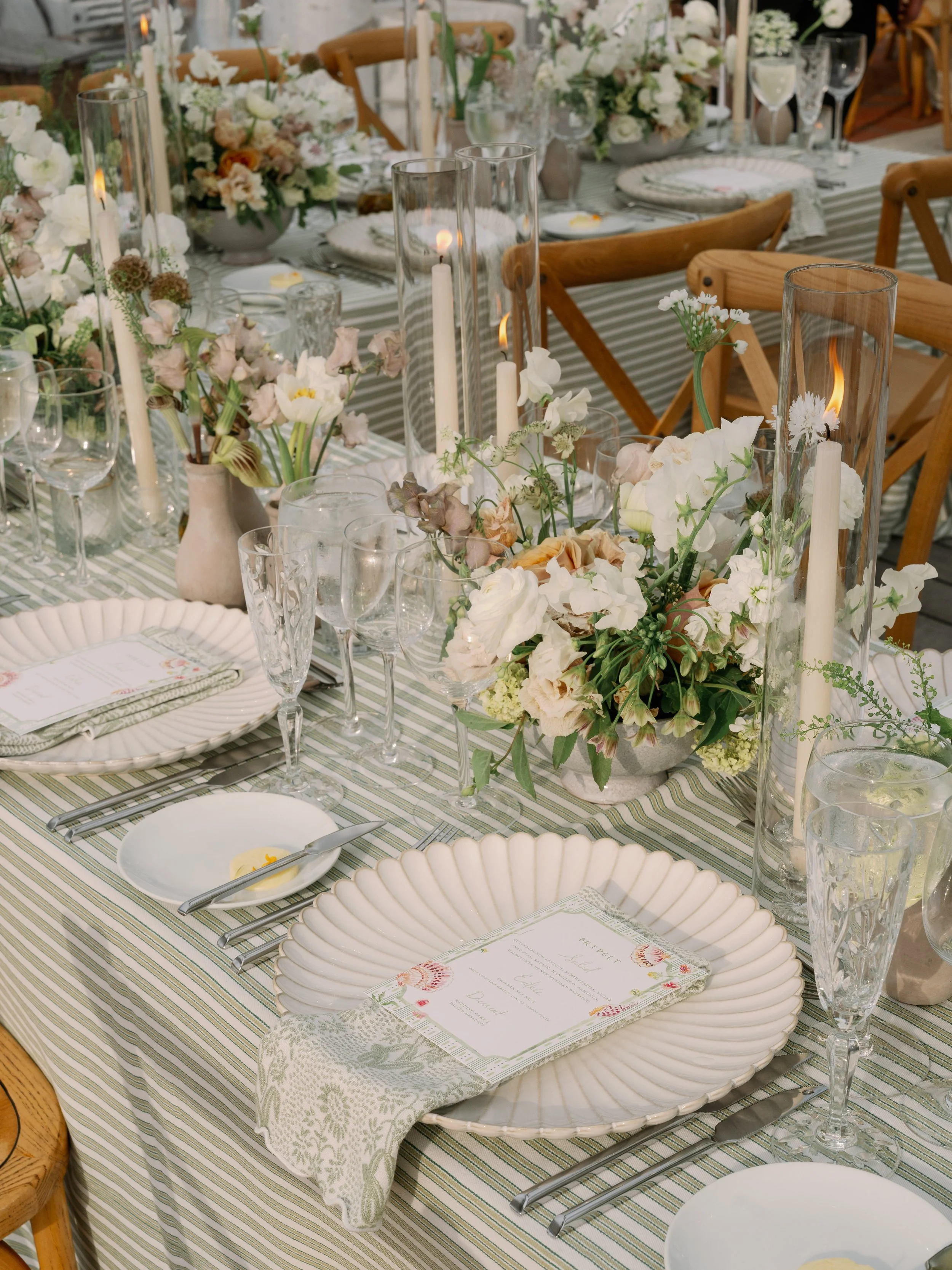 little-egg-harbor-yacht-club-tented-wedding-glassware-lamps-charger-plate_031.jpg
