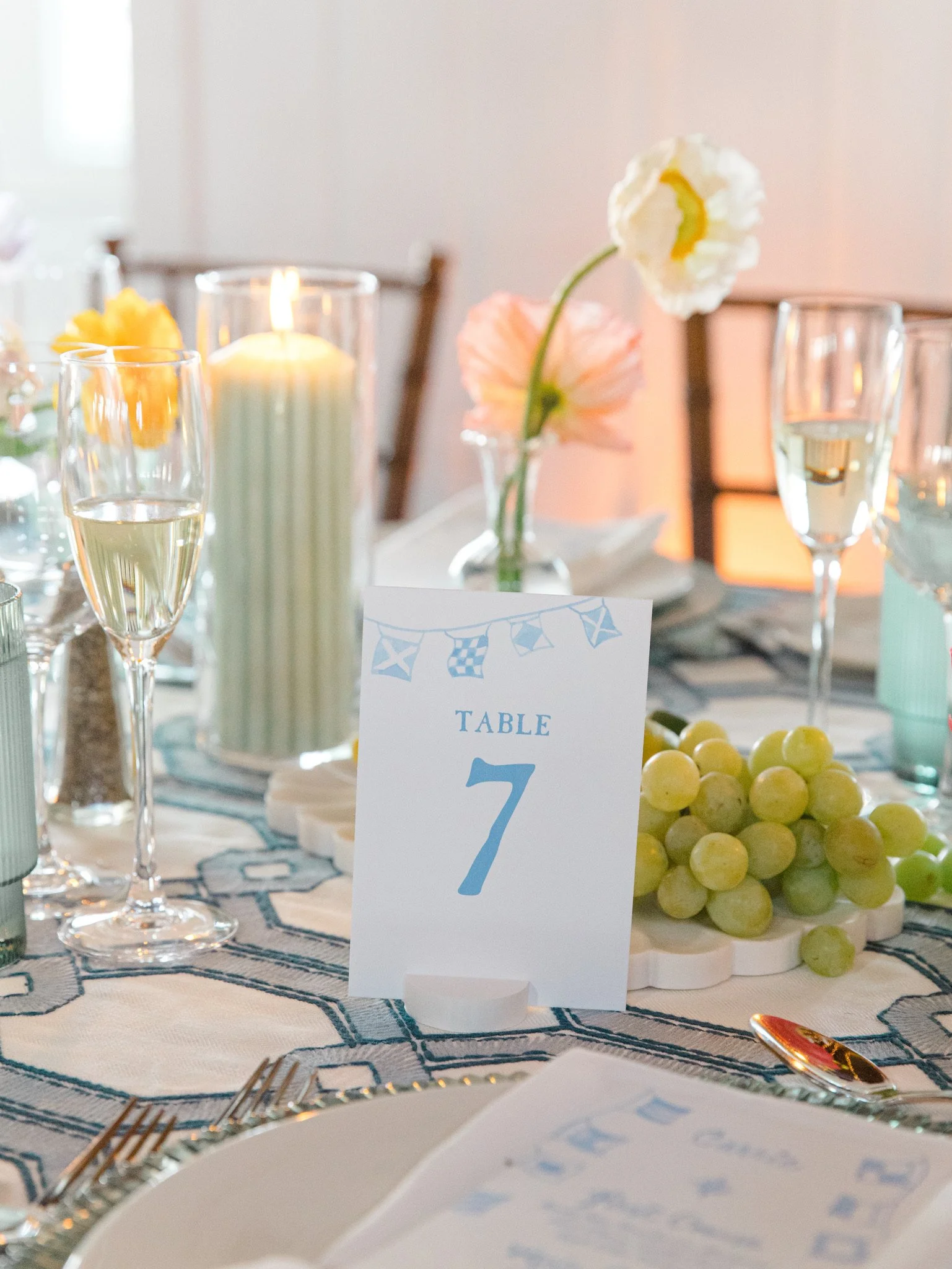 bayhead-yacht-club-wedding-luxury-tableware-glassware-charger-flatware_9.jpg