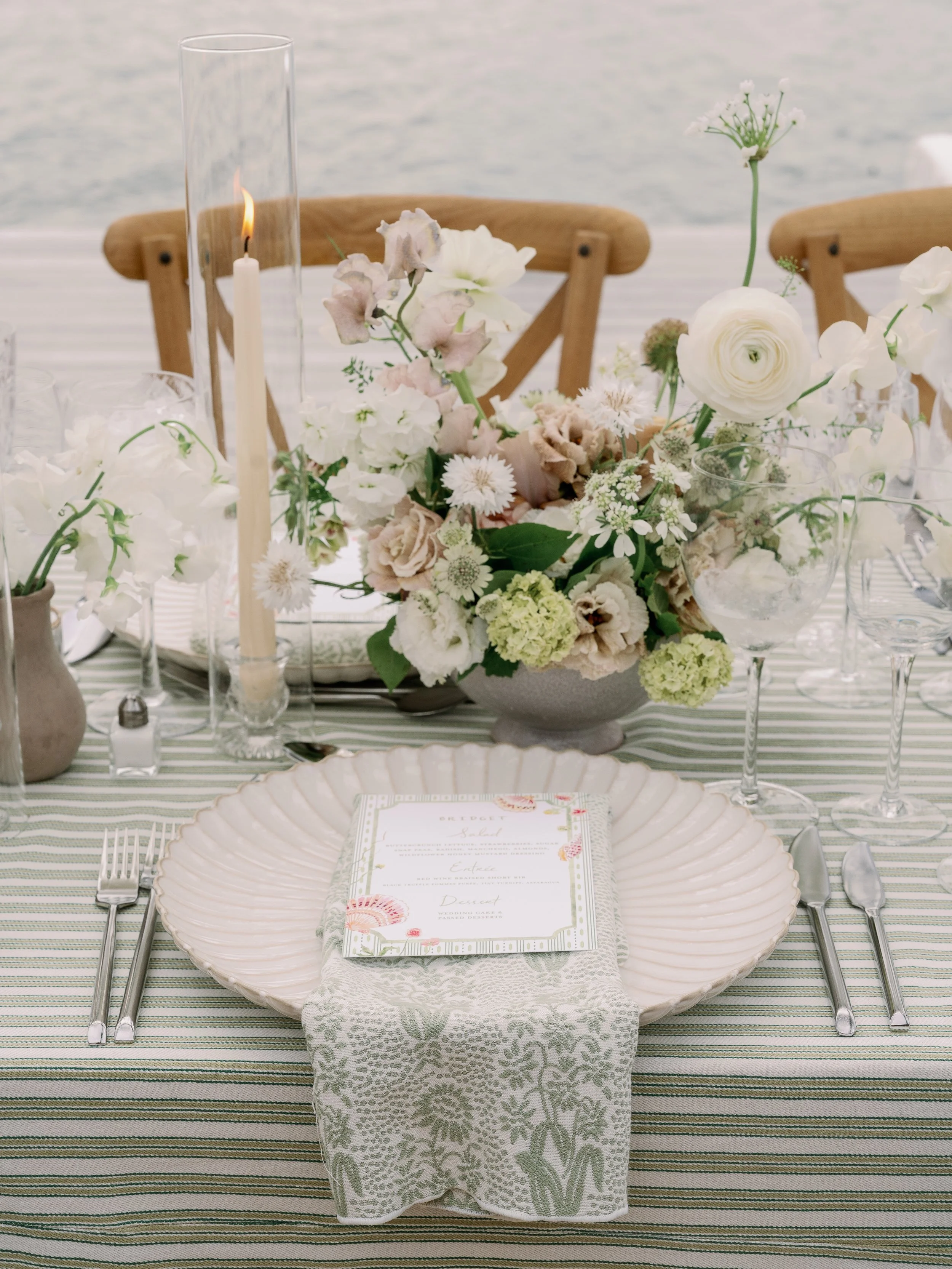 little-egg-harbor-yacht-club-tented-wedding-glassware-lamps-charger-plate_014.jpg