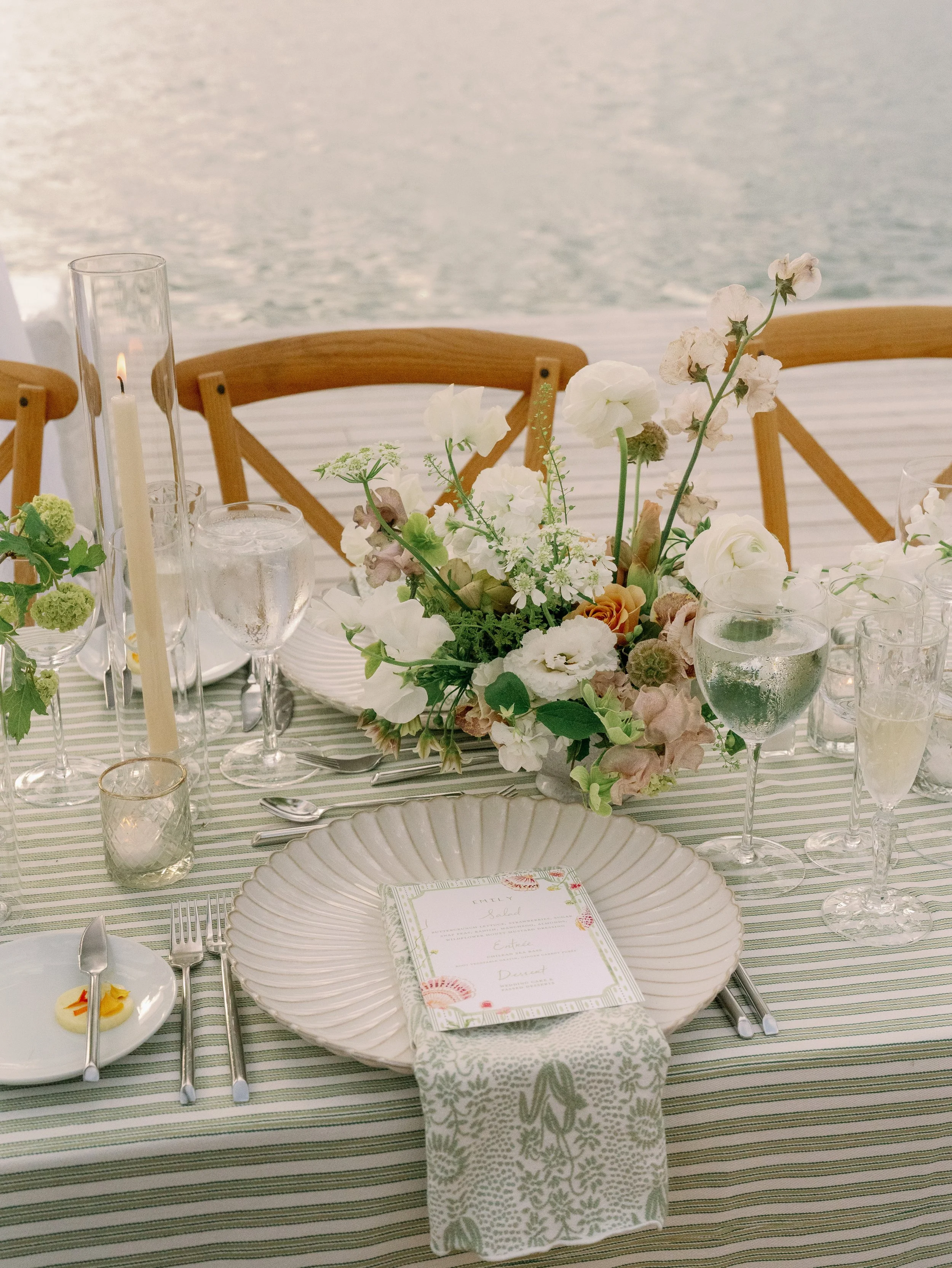 little-egg-harbor-yacht-club-tented-wedding-glassware-lamps-charger-plate_037.jpg