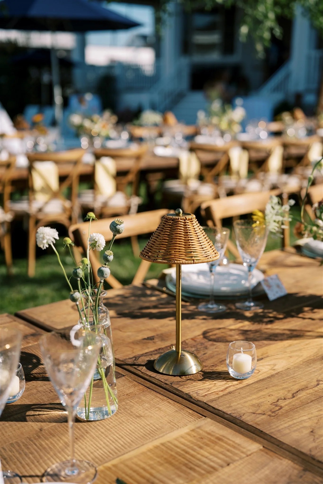 anniversary-event-luxury-tableware-glassware-charger-flatware_linens_dinnerware_lamp.jpg