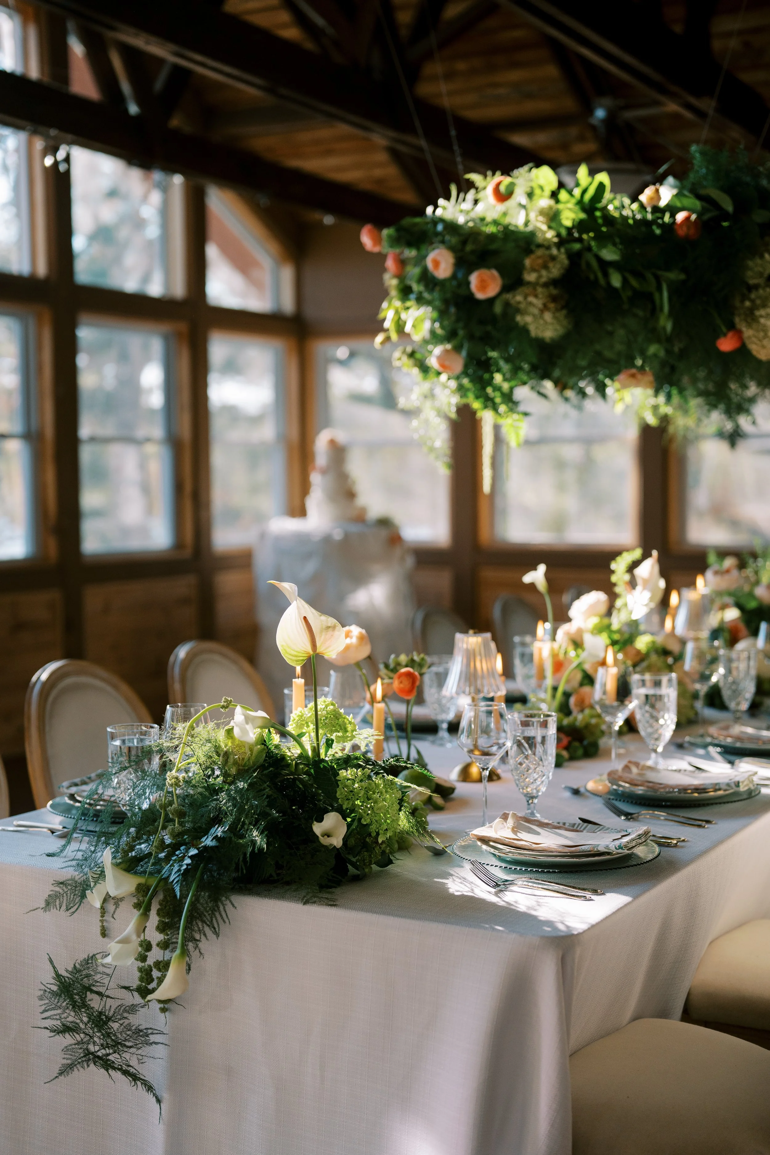 haute-feast-catering-micro-wedding-luxury-tableware-glassware-charger-flatware_14.jpg