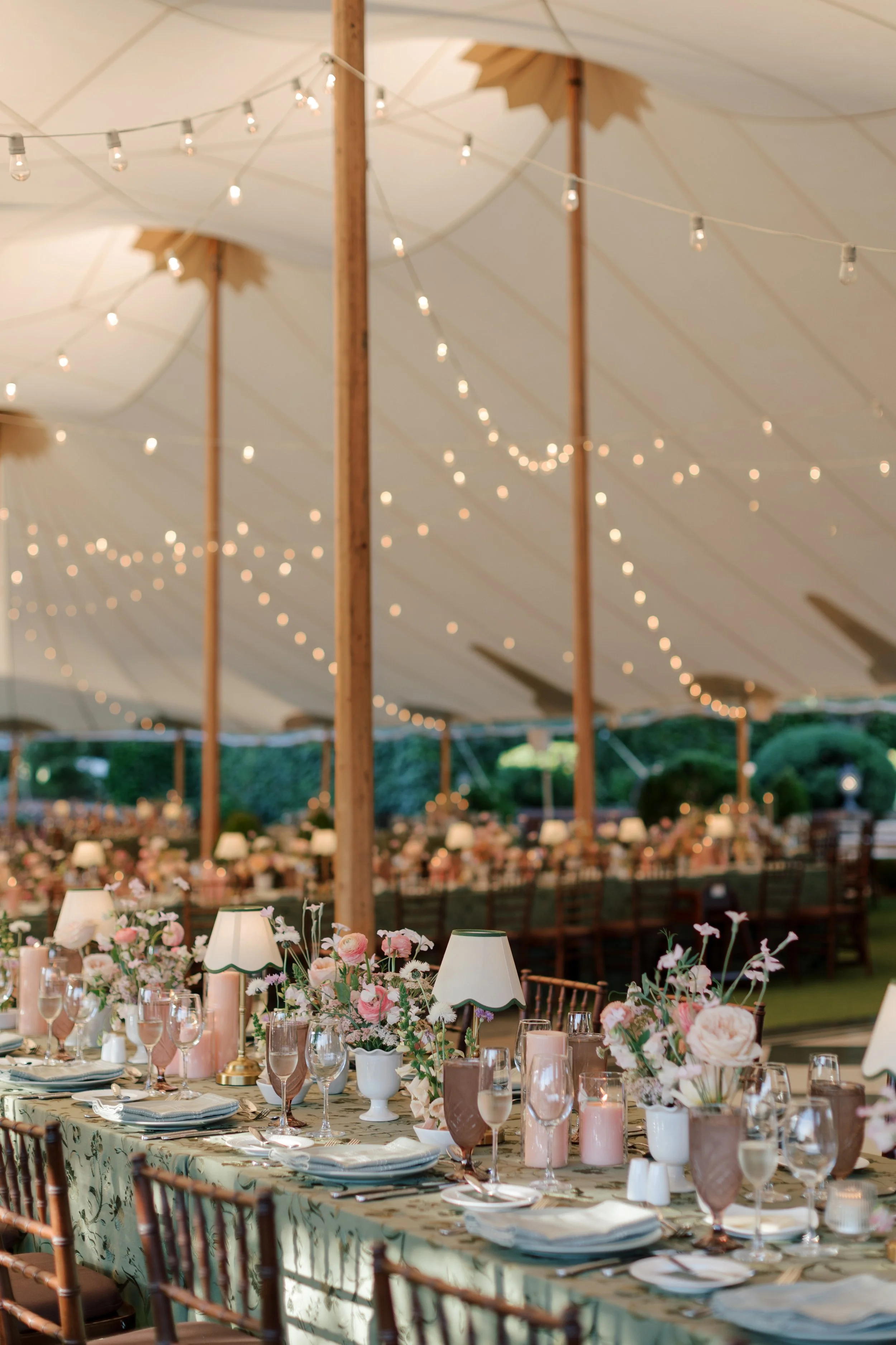 hamilton-farm-wedding-charger-plate-glassware-tented-wedding-nj_08.jpg