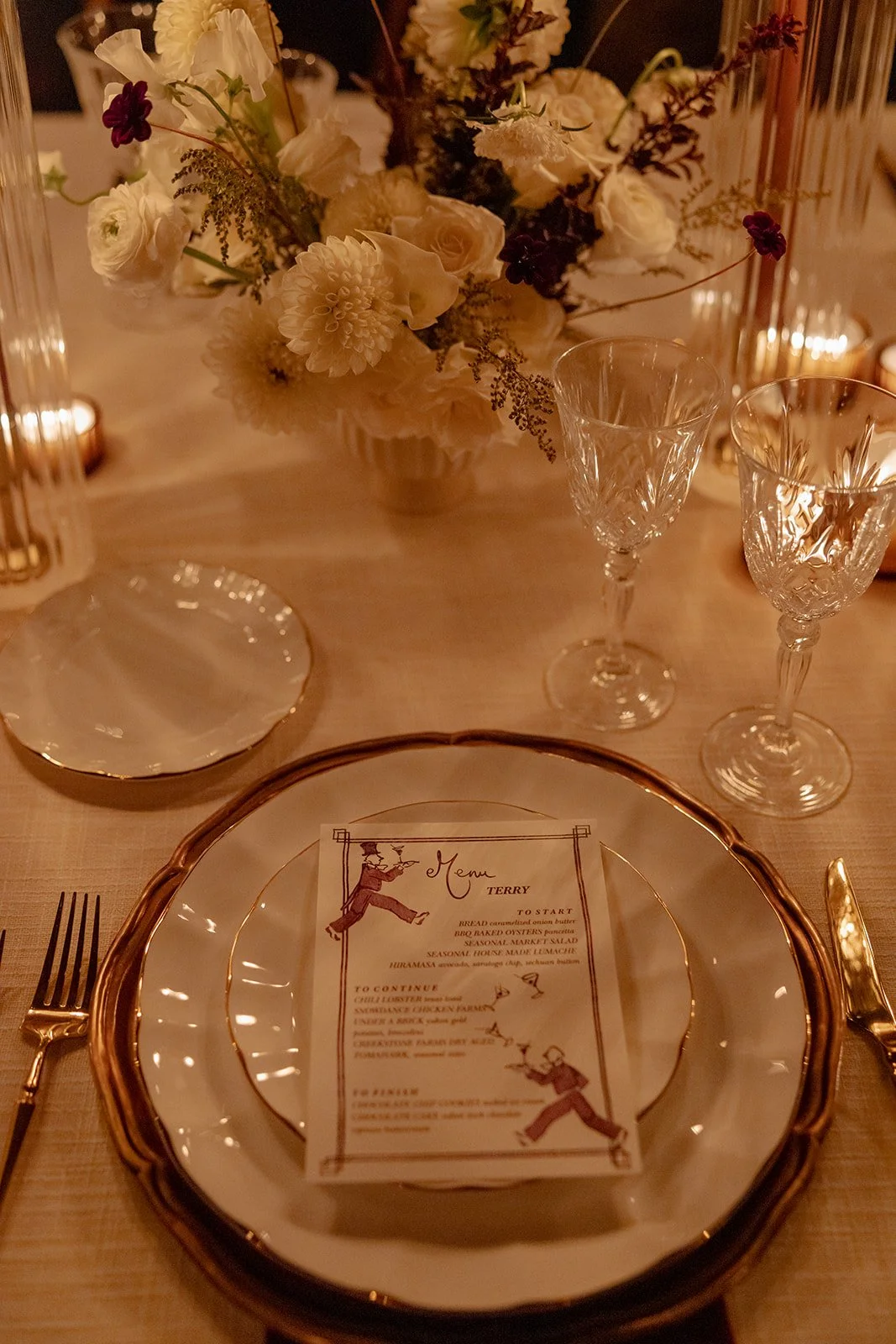 forgione-nyc-luxury-micro-wedding-tableware-glassware-charger-flatware-linens-dinnerware_2.jpg