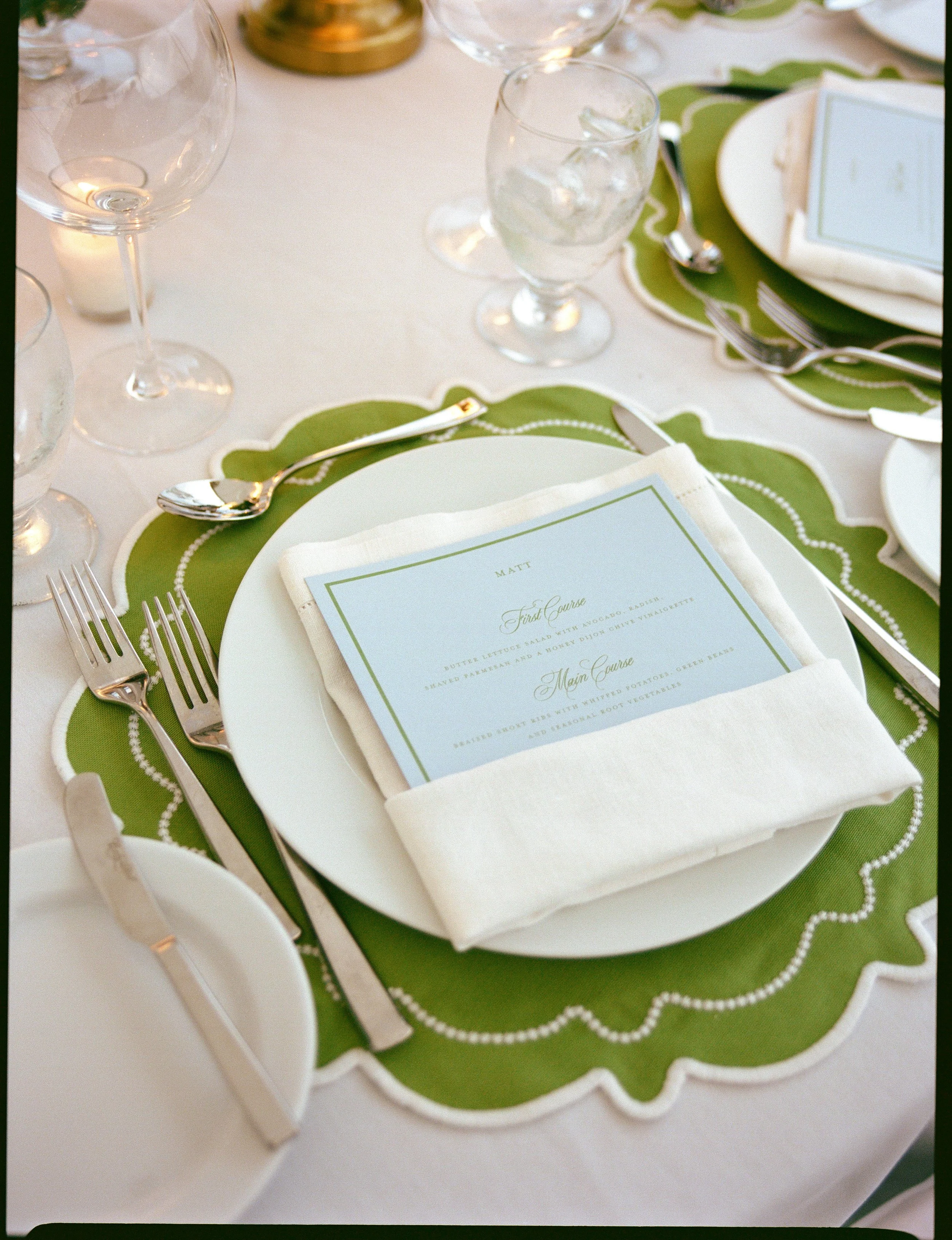 tented-golf-course-wedding-luxury-tableware-glassware-charger-flatware-linenscoastal-wedding-14.jpg
