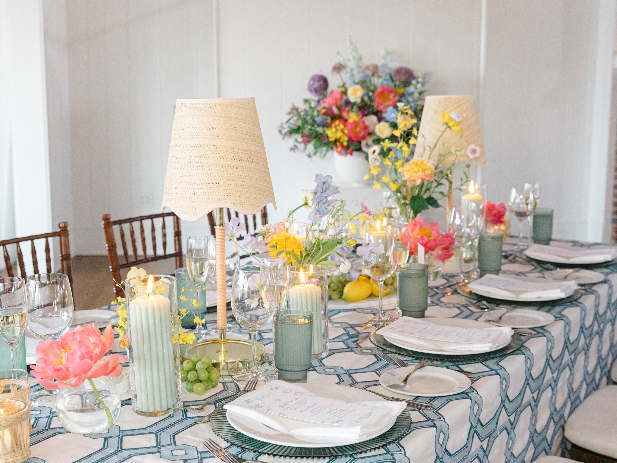 bayhead-yacht-club-wedding-luxury-tableware-glassware-charger-flatware_4.jpeg