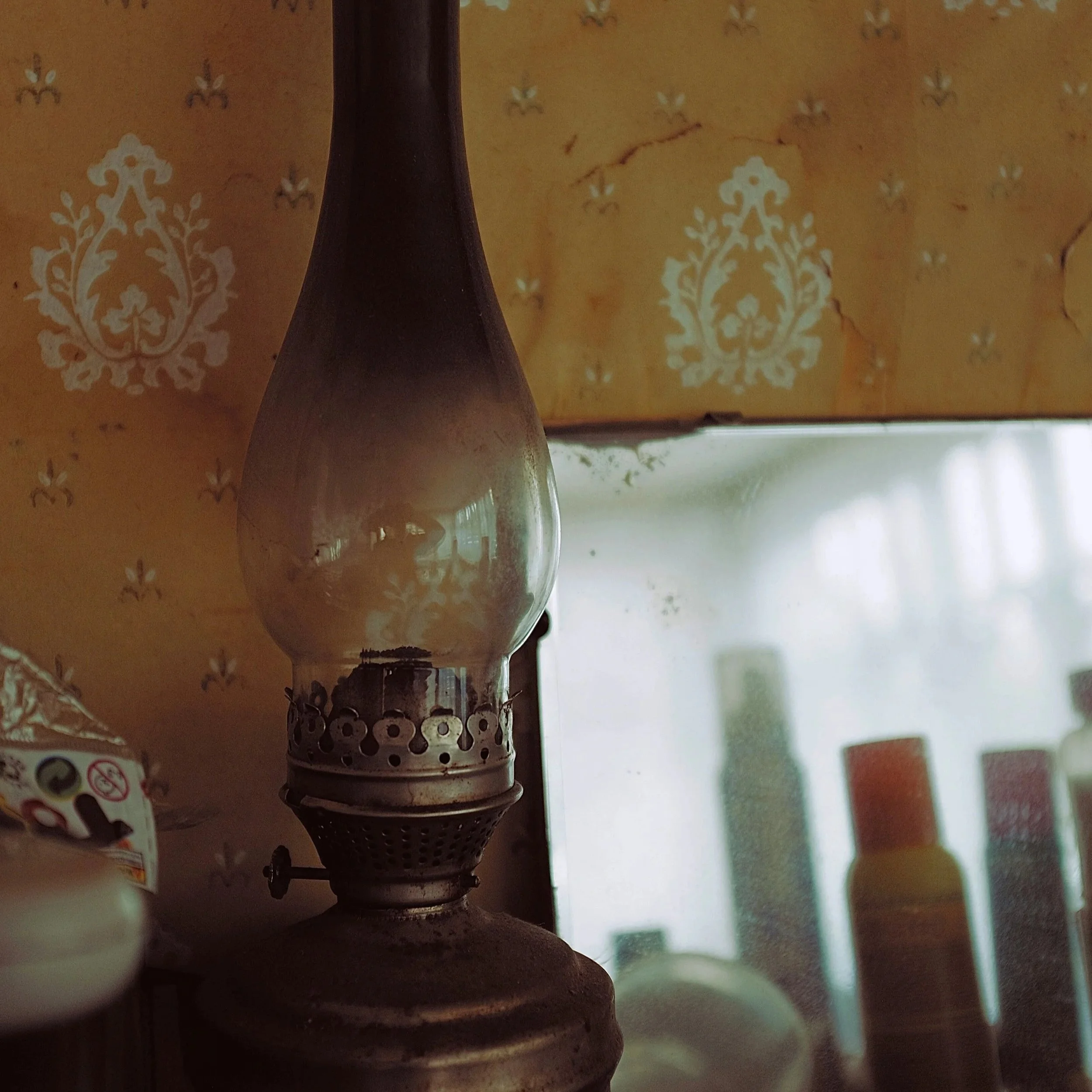 Notes on the Use of Lampblack in Folk Magic