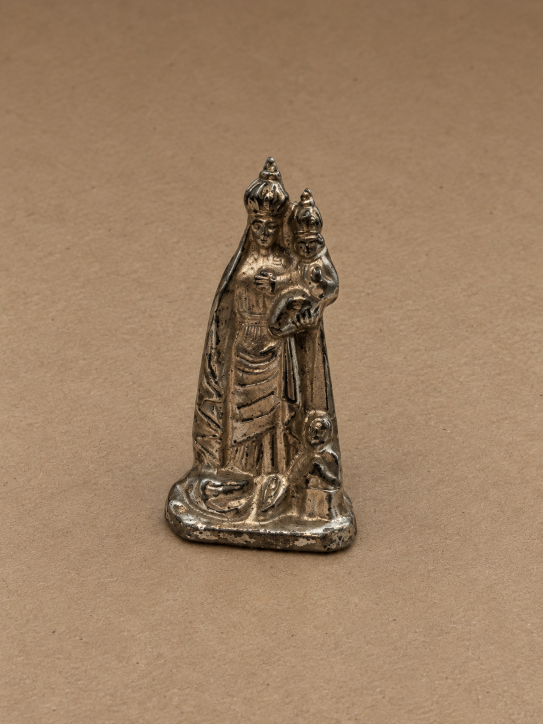Nossa Senhora do Carmel Statue