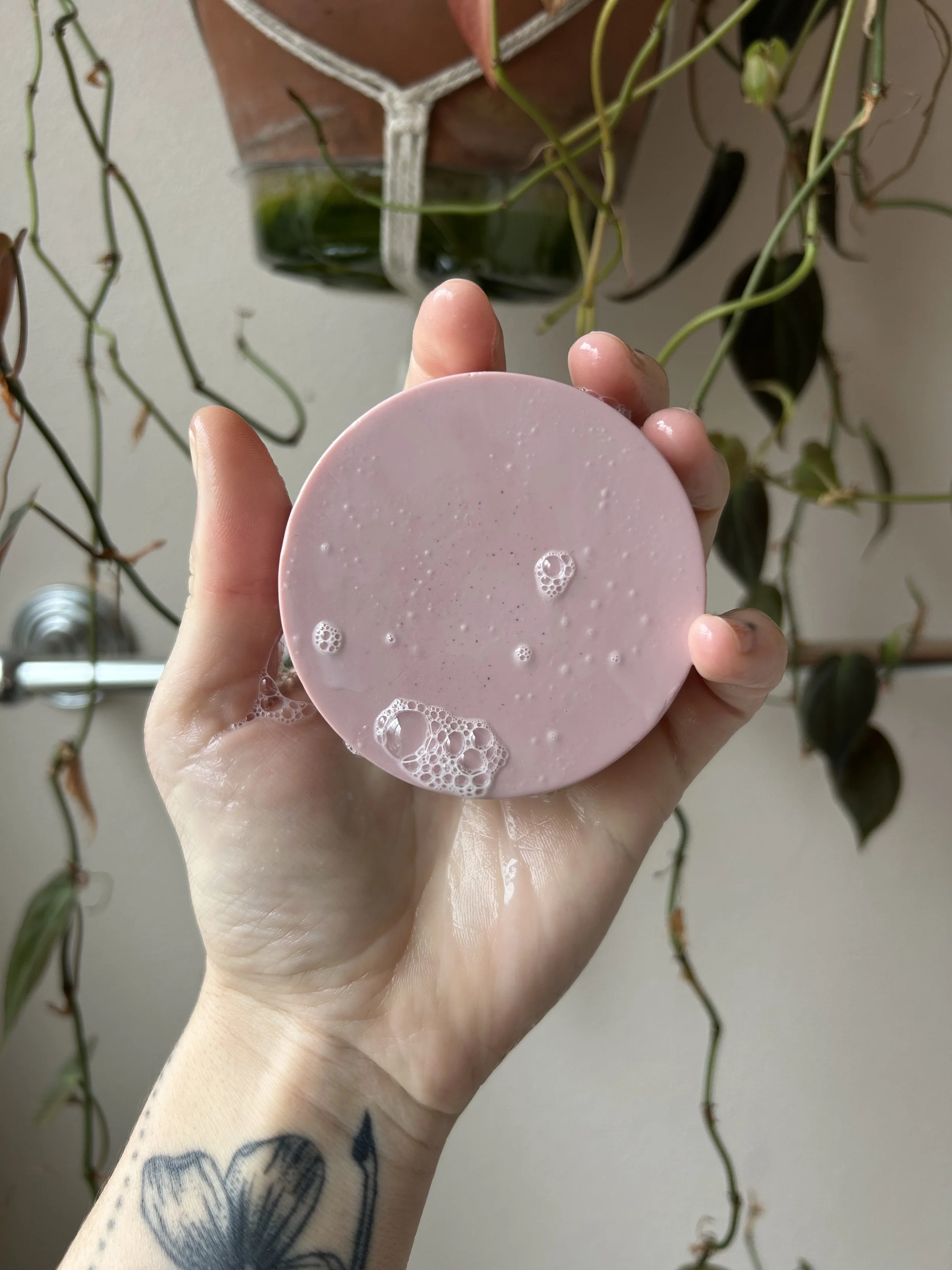 Nourishing Shampoo Bar for Curly and Frizzy Hair 4.jpg