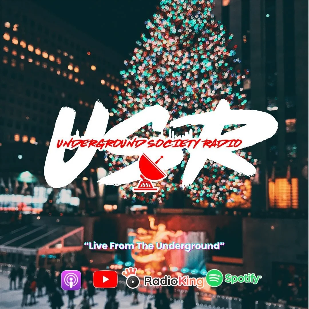 Happy Holidays from our radio station to your families! 🎄📻 

#USR