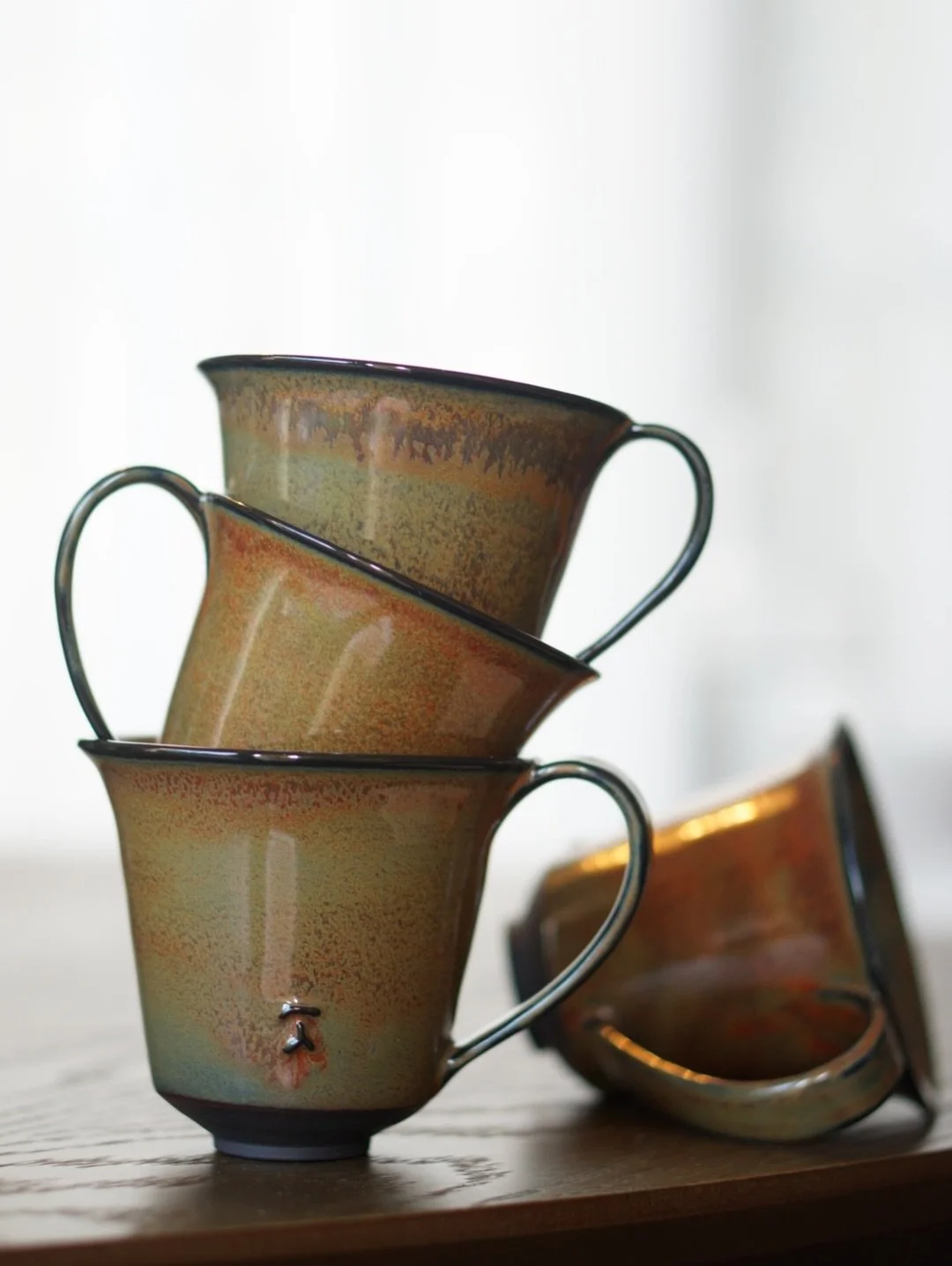 These cups were the first to sell out on my website. Looking at these images now, I get it. I think that&rsquo;s my sign to make more cup in this lovely glaze 🍃