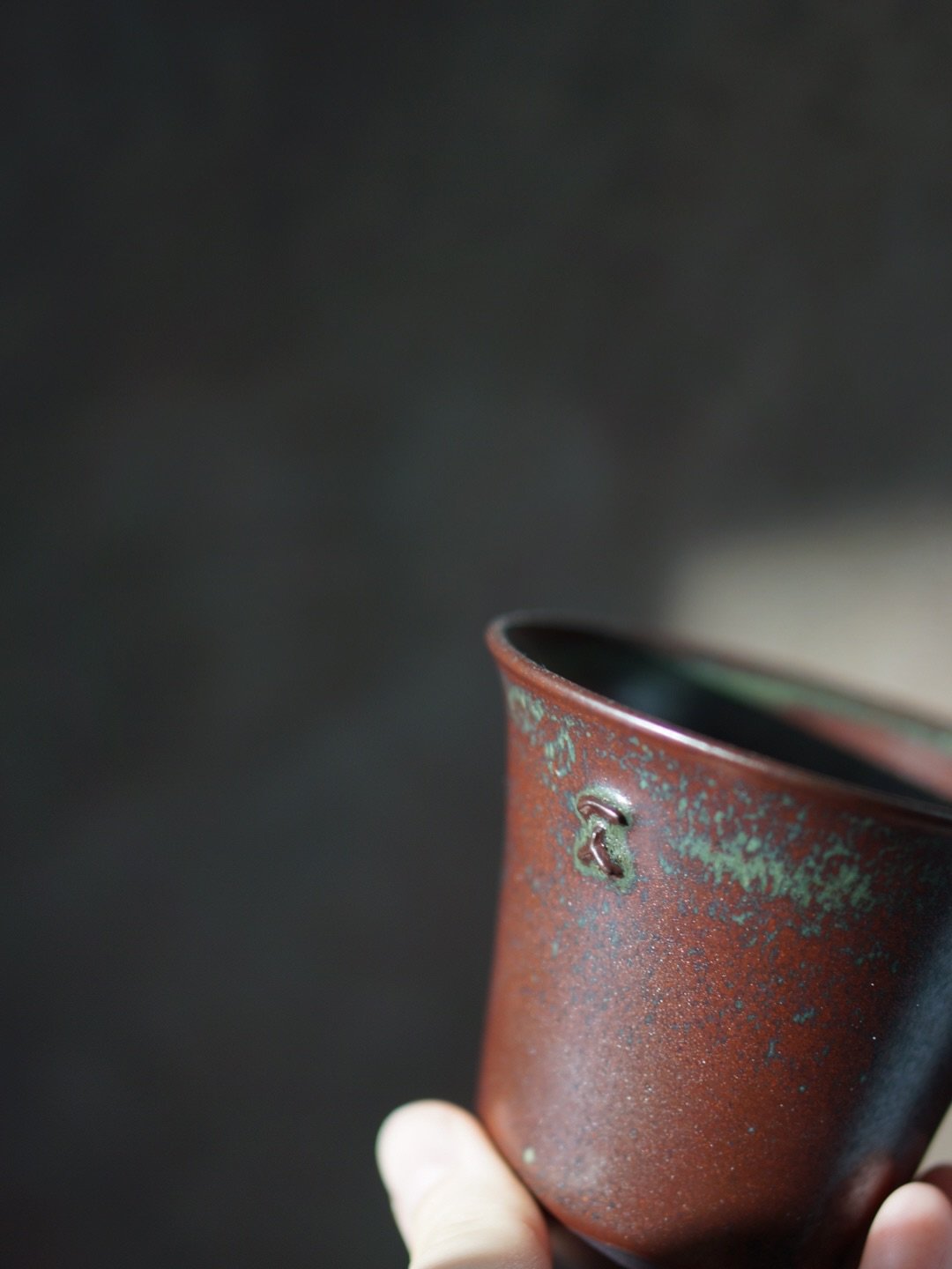 Things feel a bit heavy and uncertain these days, so I&rsquo;m trying to find beauty in the small things. Today it was this ray of sun hitting my yunomi cup 🌅