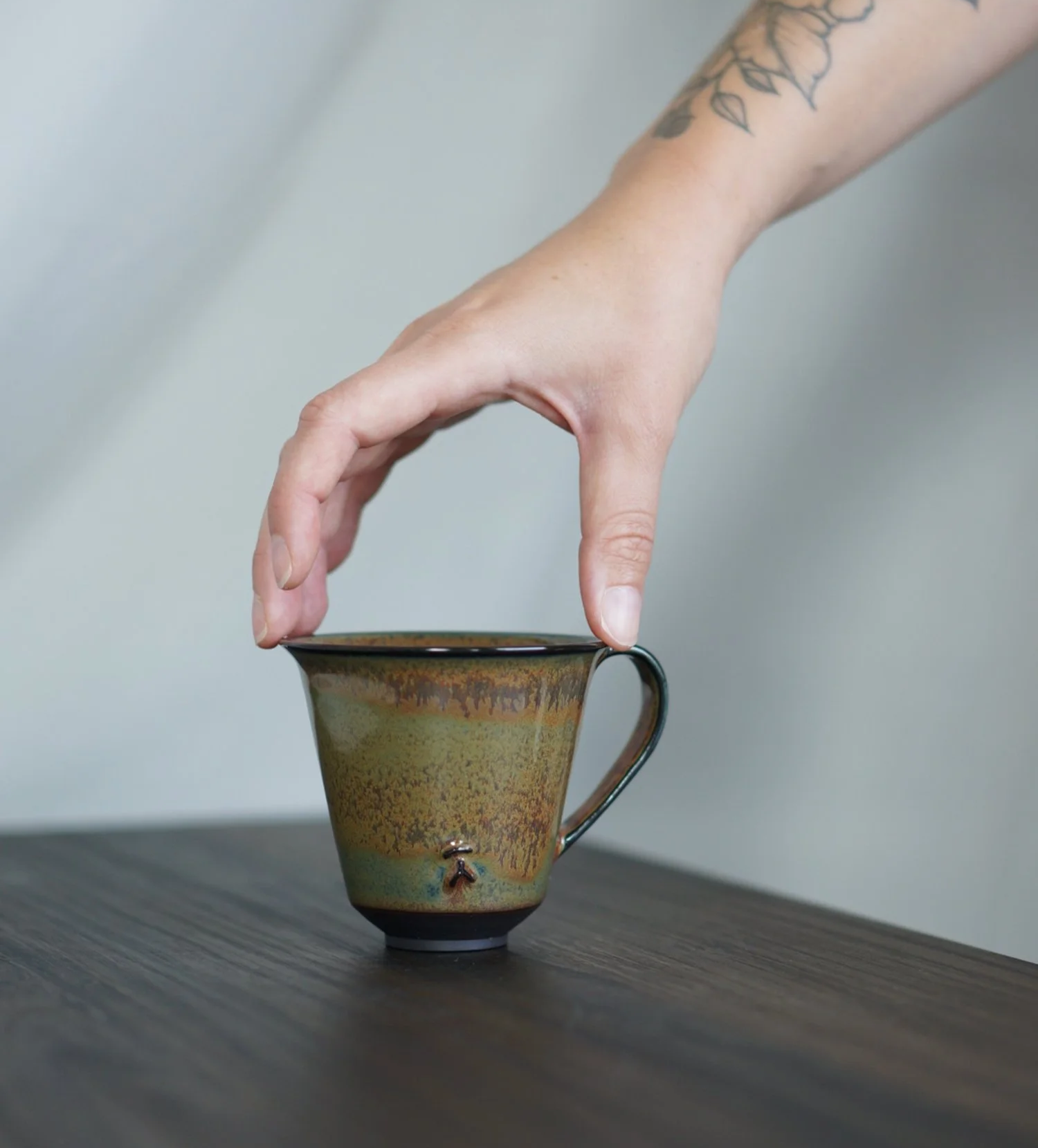 Yunomi cup with handle - Burnt umber