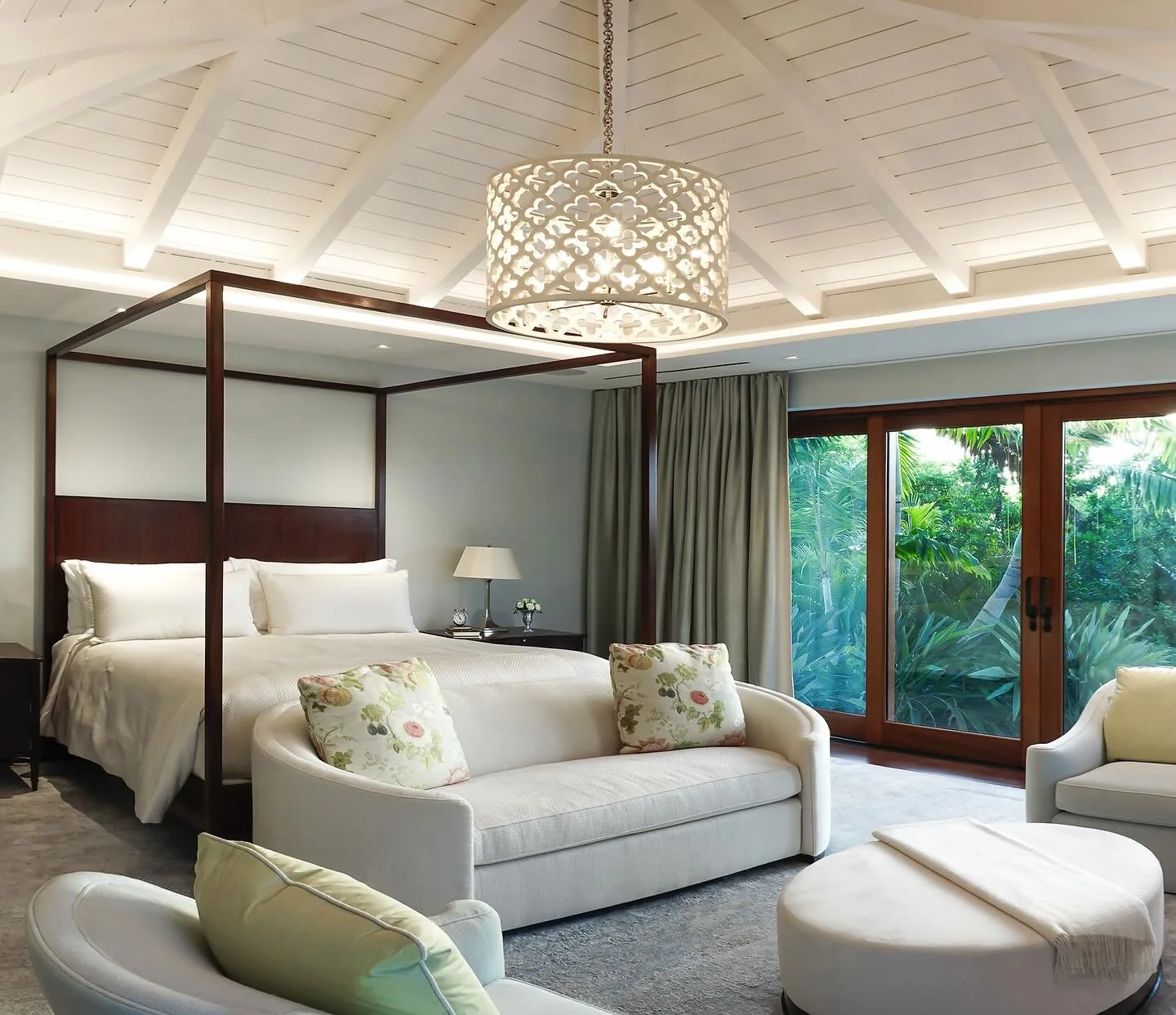 MMA&rsquo;s primary suite tucked into a lush tropical landscape on our Nevis project!
Architect| @morehousemacdonald 
Interior Designer | @mollie.johnson.interiors 
GC | @fsrenevis 
Photography | @deathphotography 
.
.
.
#morehousemacdonald 
#molliej