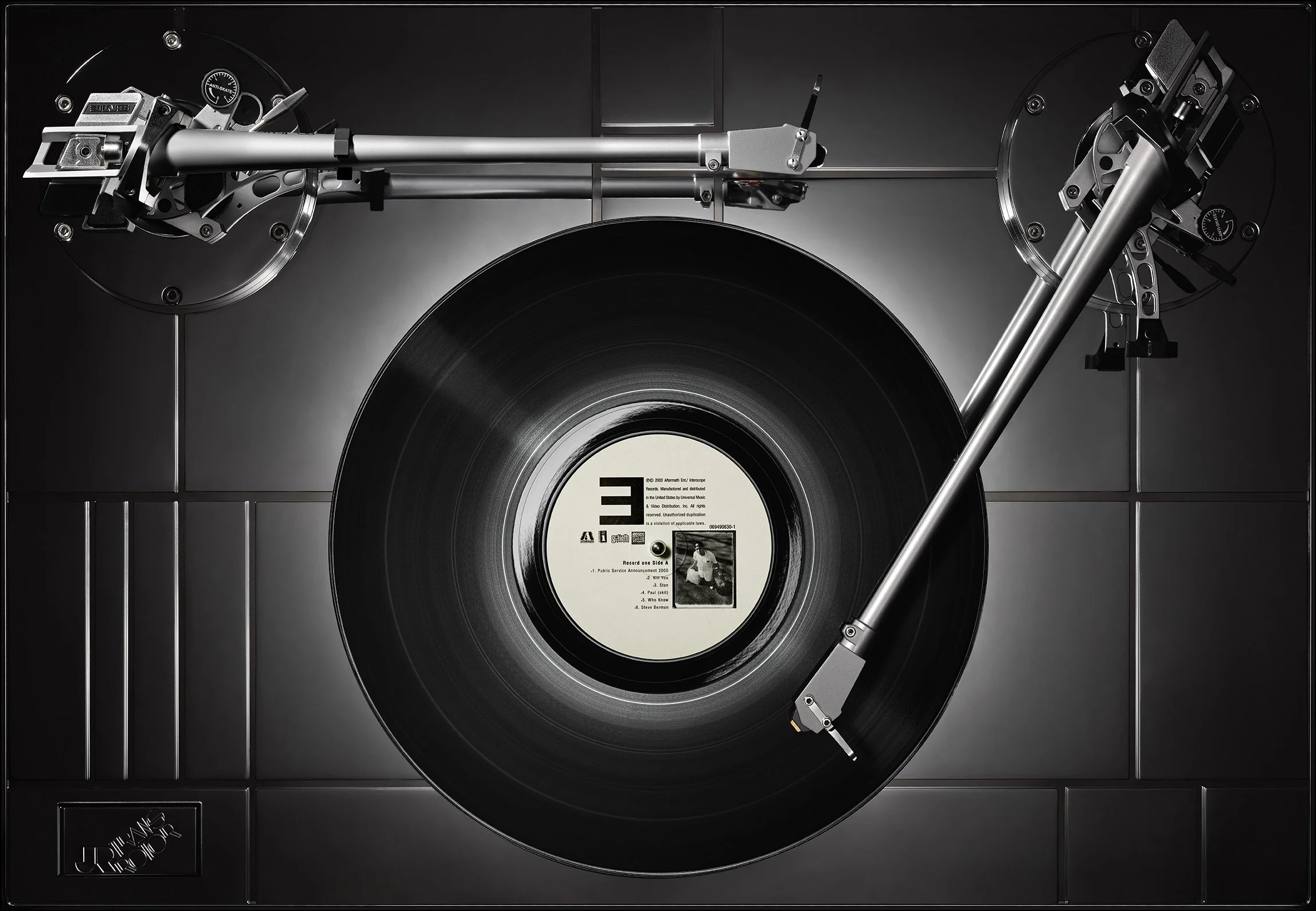 Eminem “The Marshall Mathers LP” on Transrotor Argos. “The truth is you don’t know what is going to happen tomorrow. Life is a crazy ride and nothing is guaranteed”. Eminem.