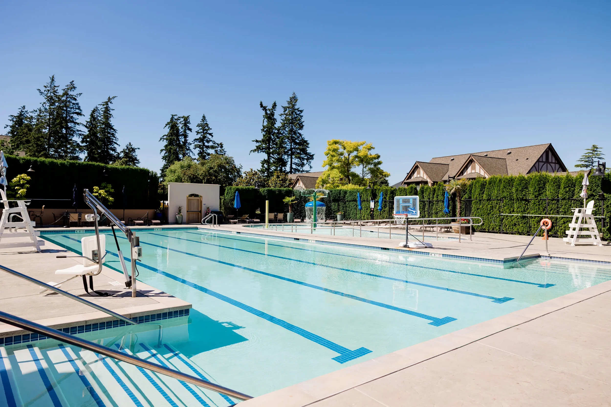 Inn at Pleasant Beach outdoor pool Bainbridge Island wedding weekend