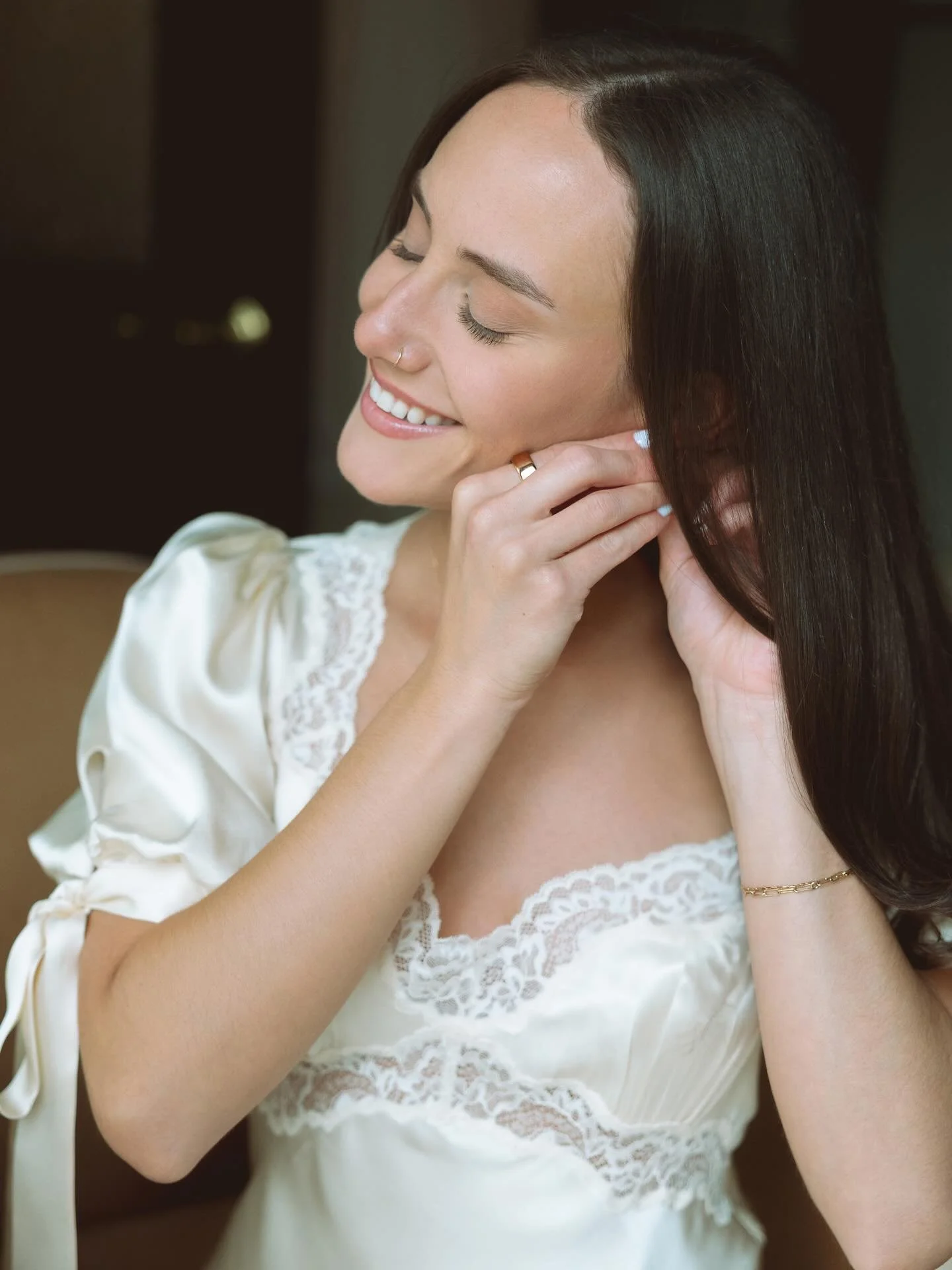 ✨ Elie &amp; Joey&rsquo;s getting ready moments were the perfect mix of elegance and joy &mdash; from quiet, timeless details to playful memories (yes, including their sweet pup in florals 🐾).

The Arctic Club Hotel gave the dreamiest backdrop, with