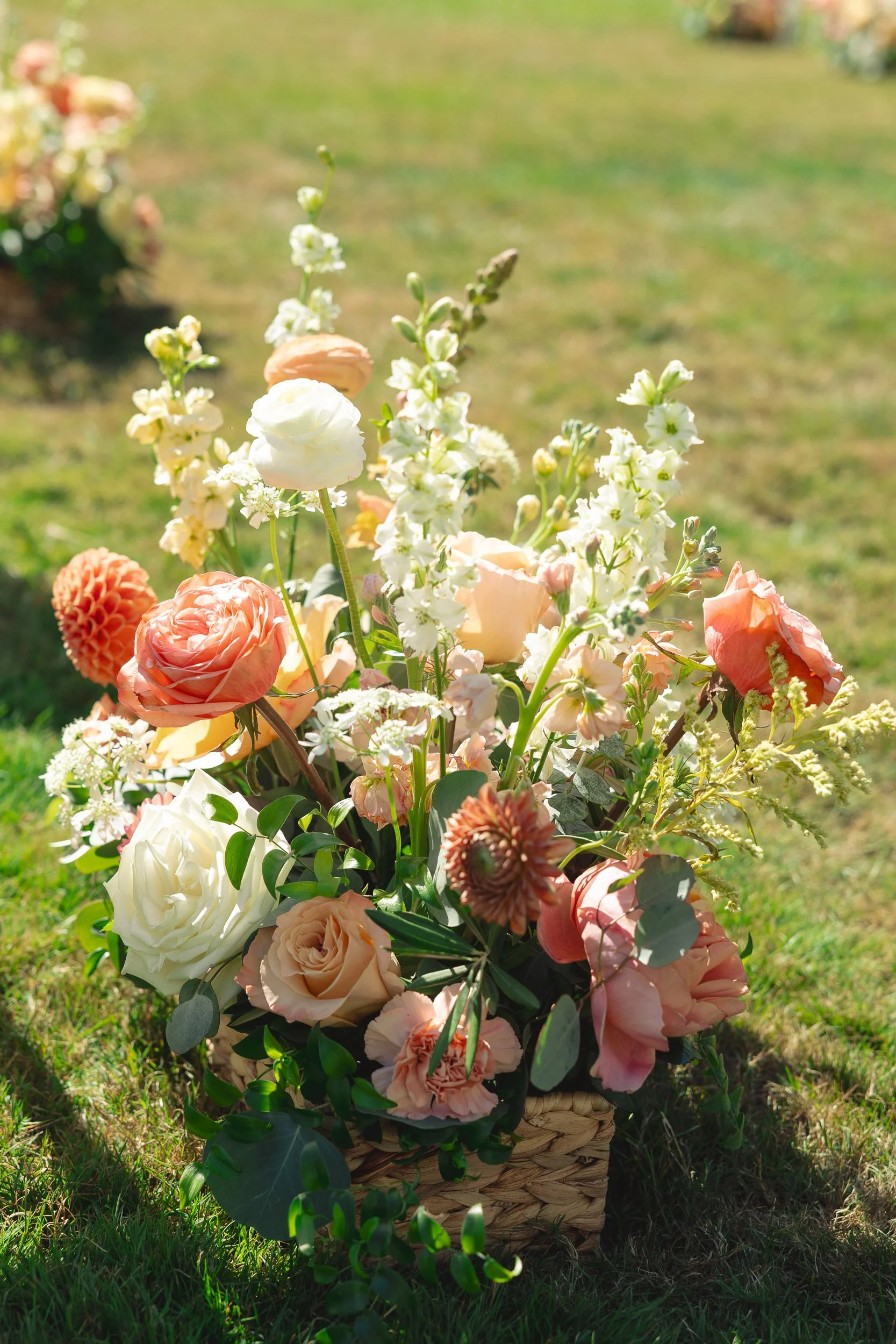 fox-hollow-farm-wedding-details-flowers-decor-10.jpg