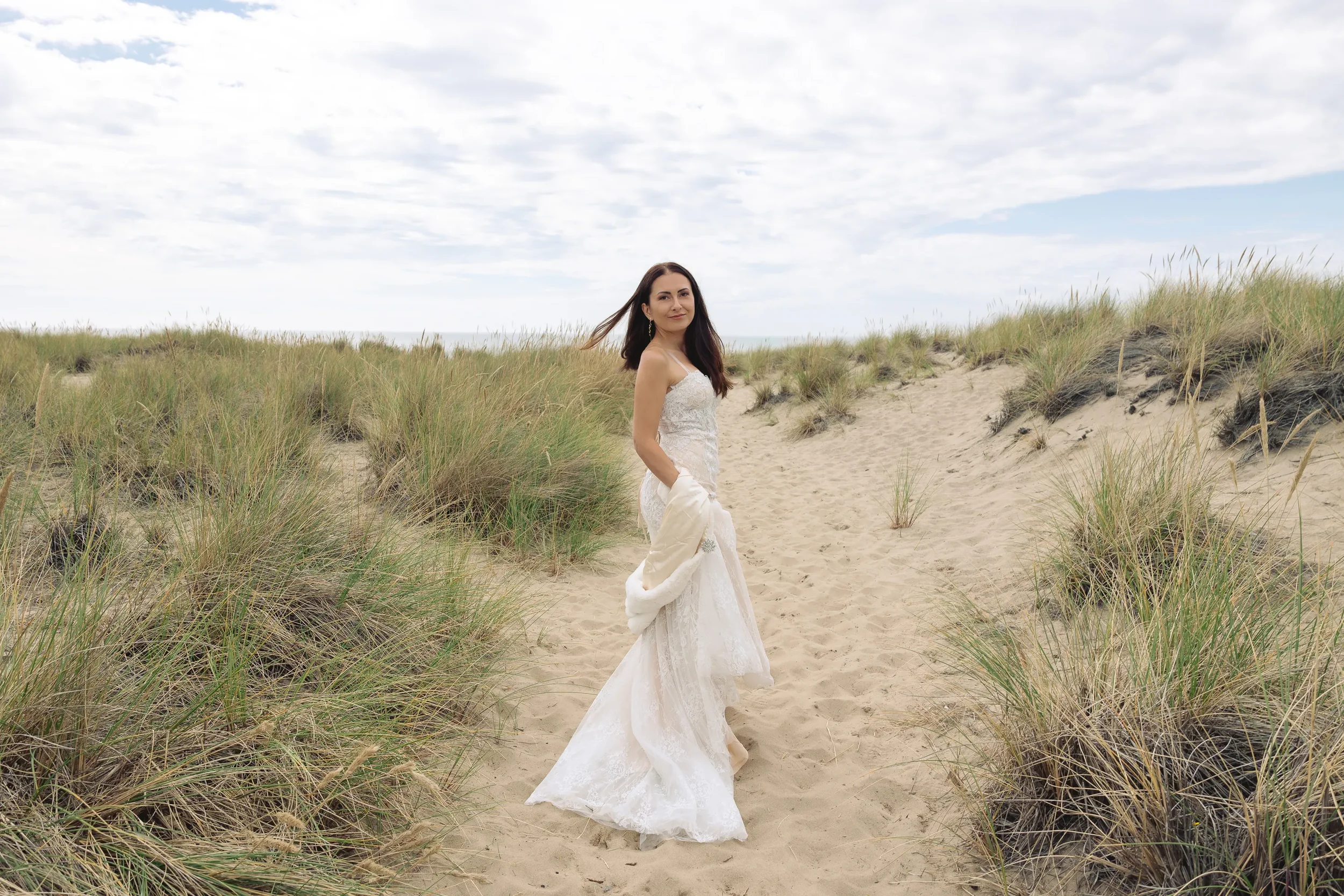 chapman-beach-wedding-ceremony-elopement-cannon-beach-oregon-4_result.webp