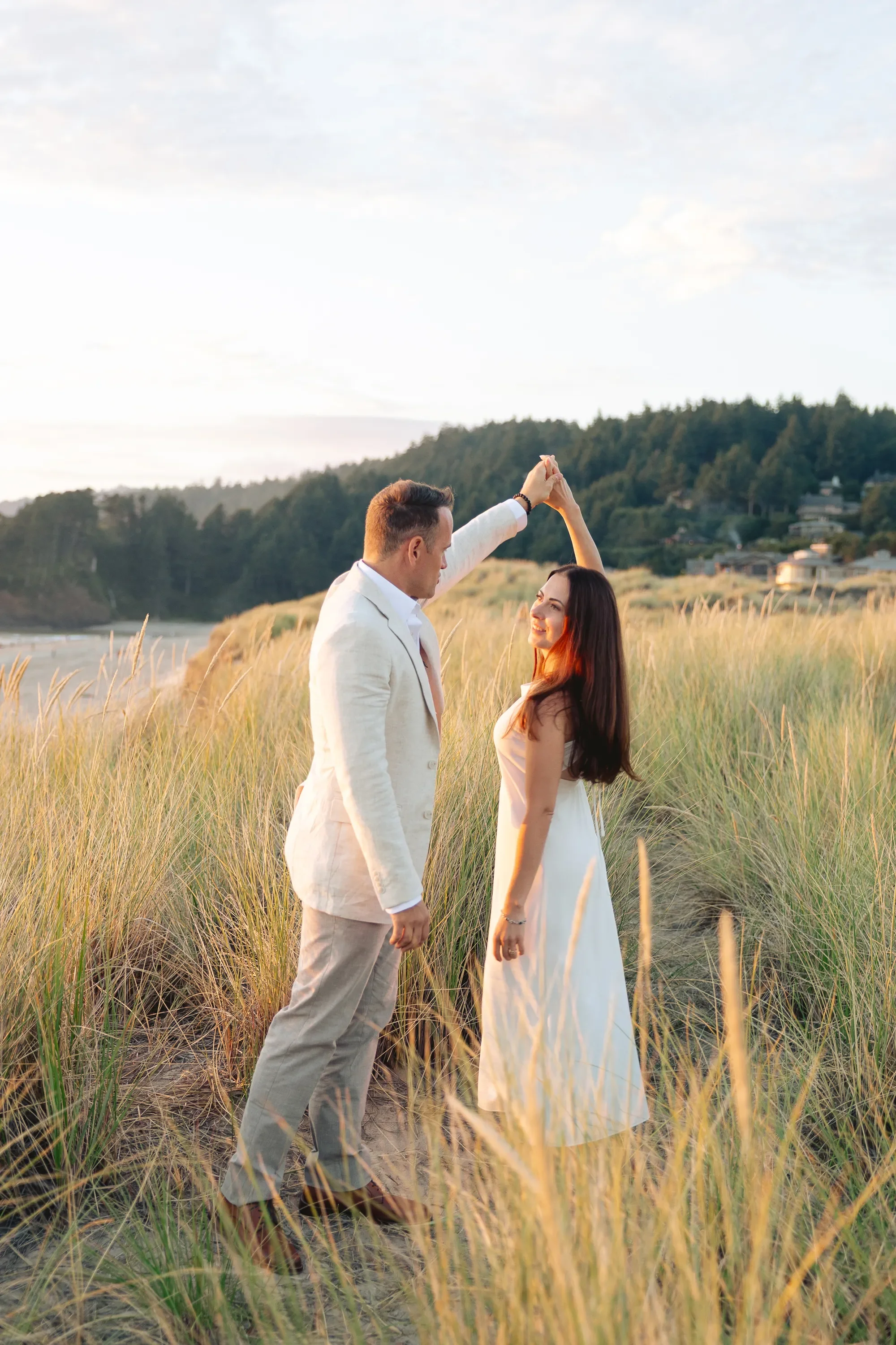oregon-coast-sunset-elopement-photos-22_result.webp
