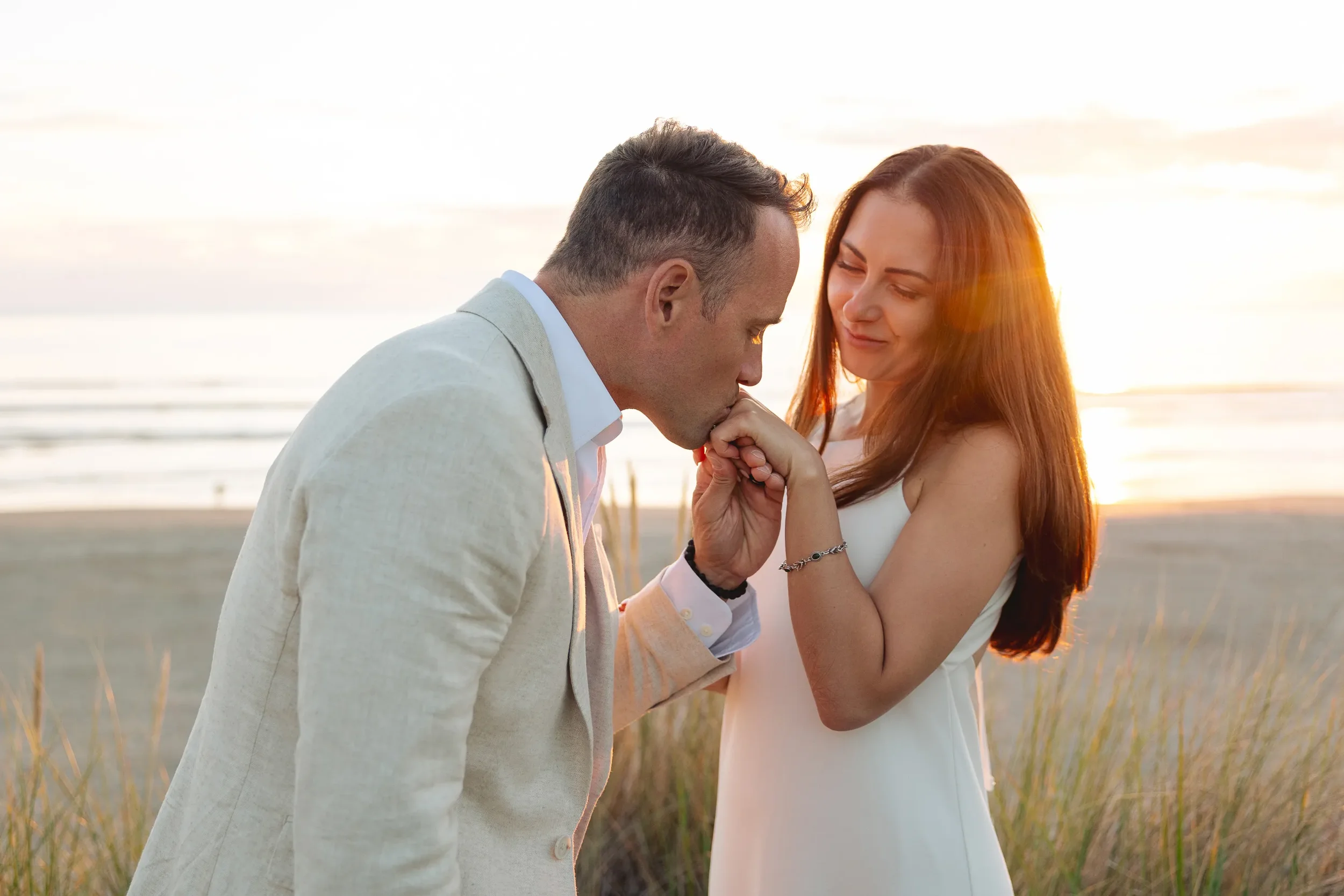 oregon-coast-sunset-elopement-photos-25_result.webp