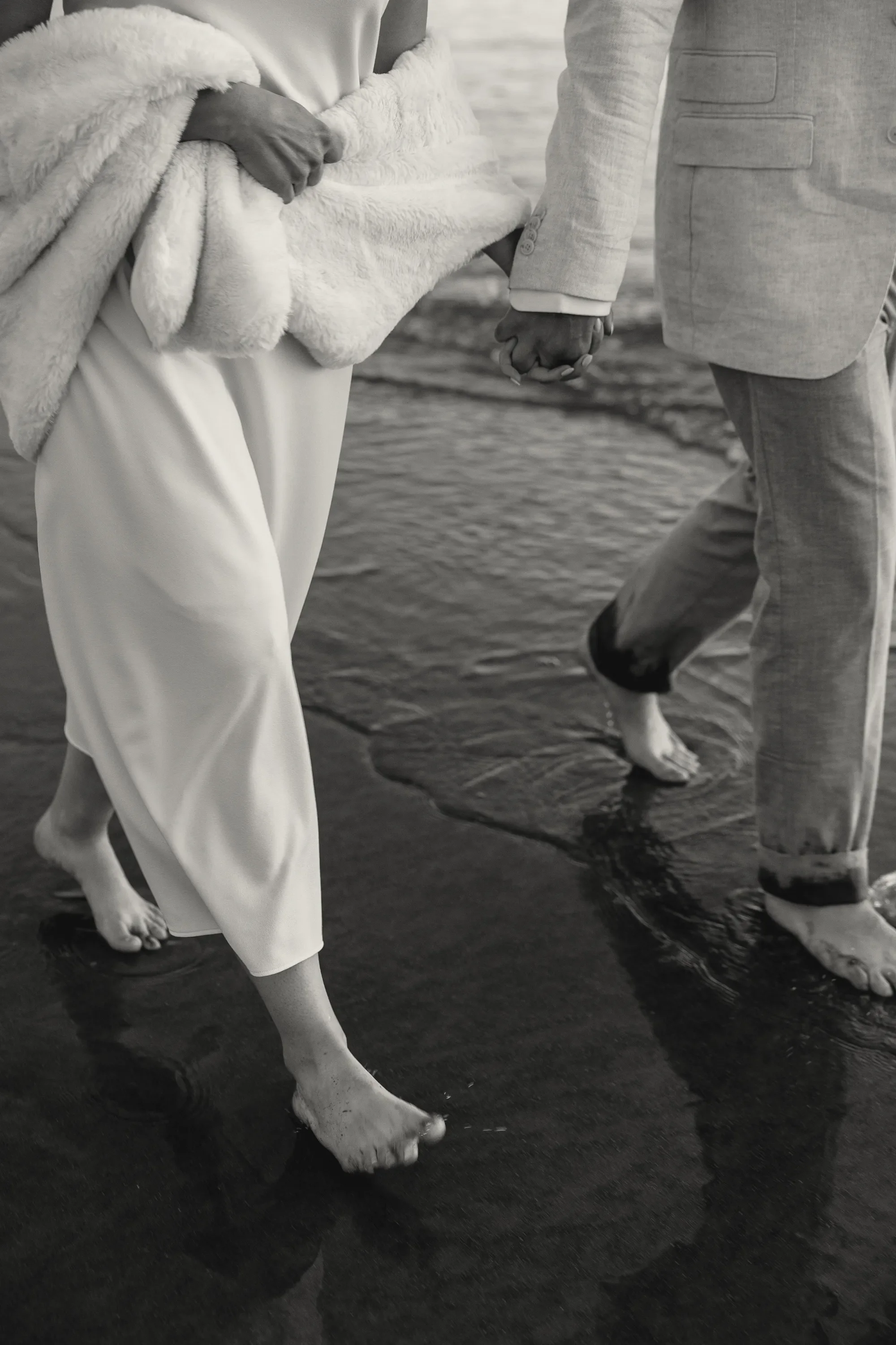 oregon-coast-sunset-elopement-photos-43_result.webp