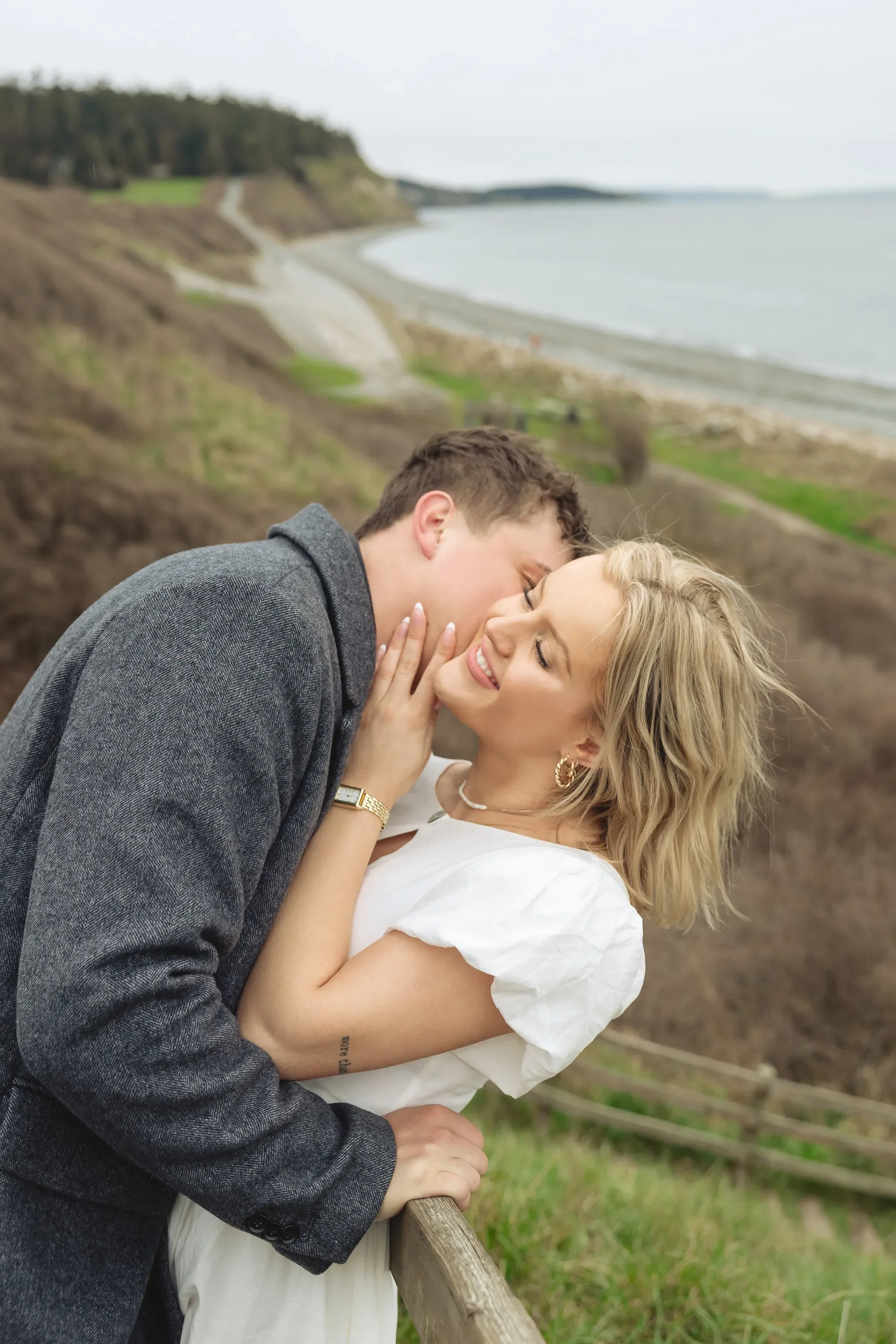     Ebey’s Landing Cliffside Engagement Photos