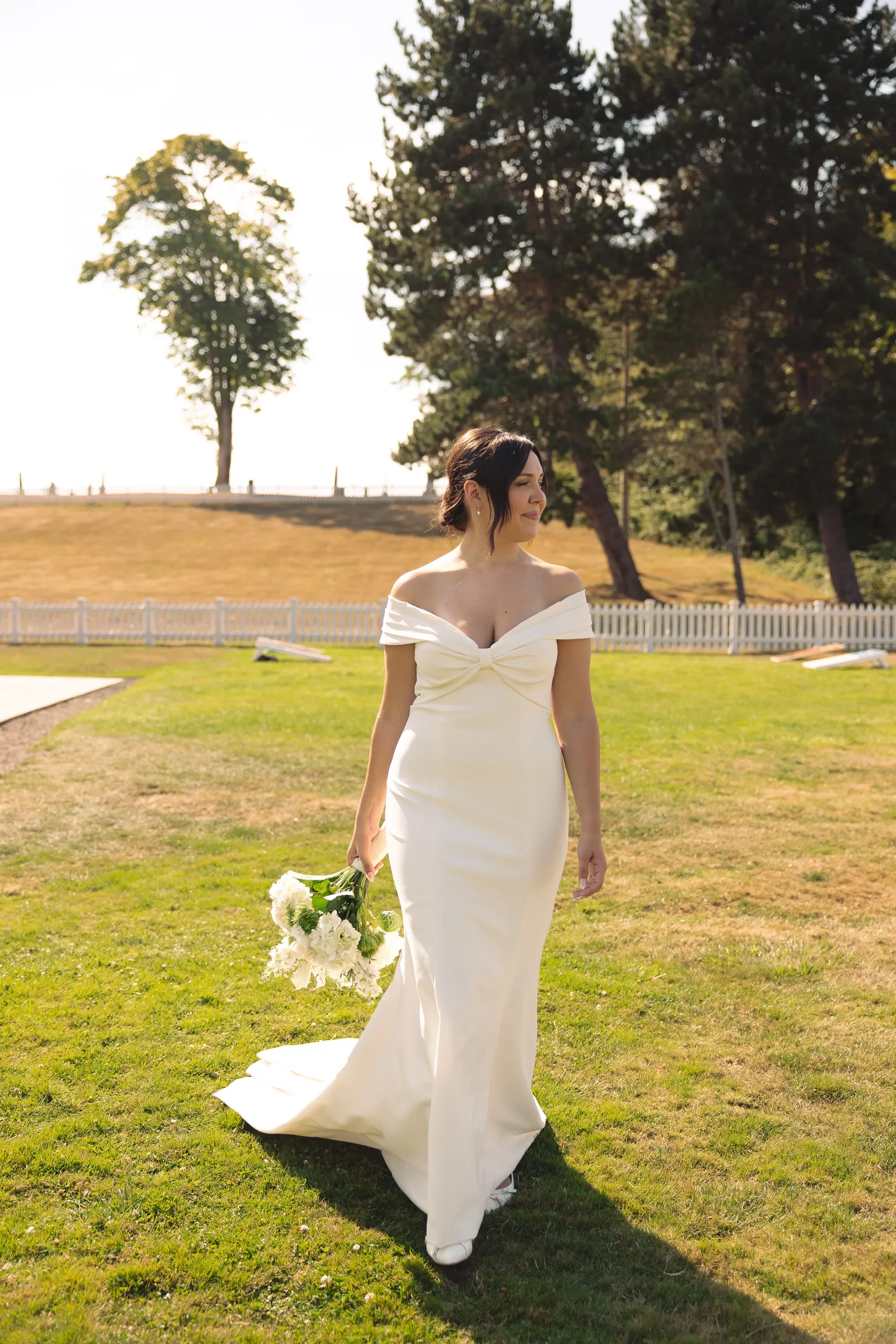 Port-Gamble-Wedding-at-St.Paul’s-Church-Hood-Canal-Vista-Pavilion-20.webp