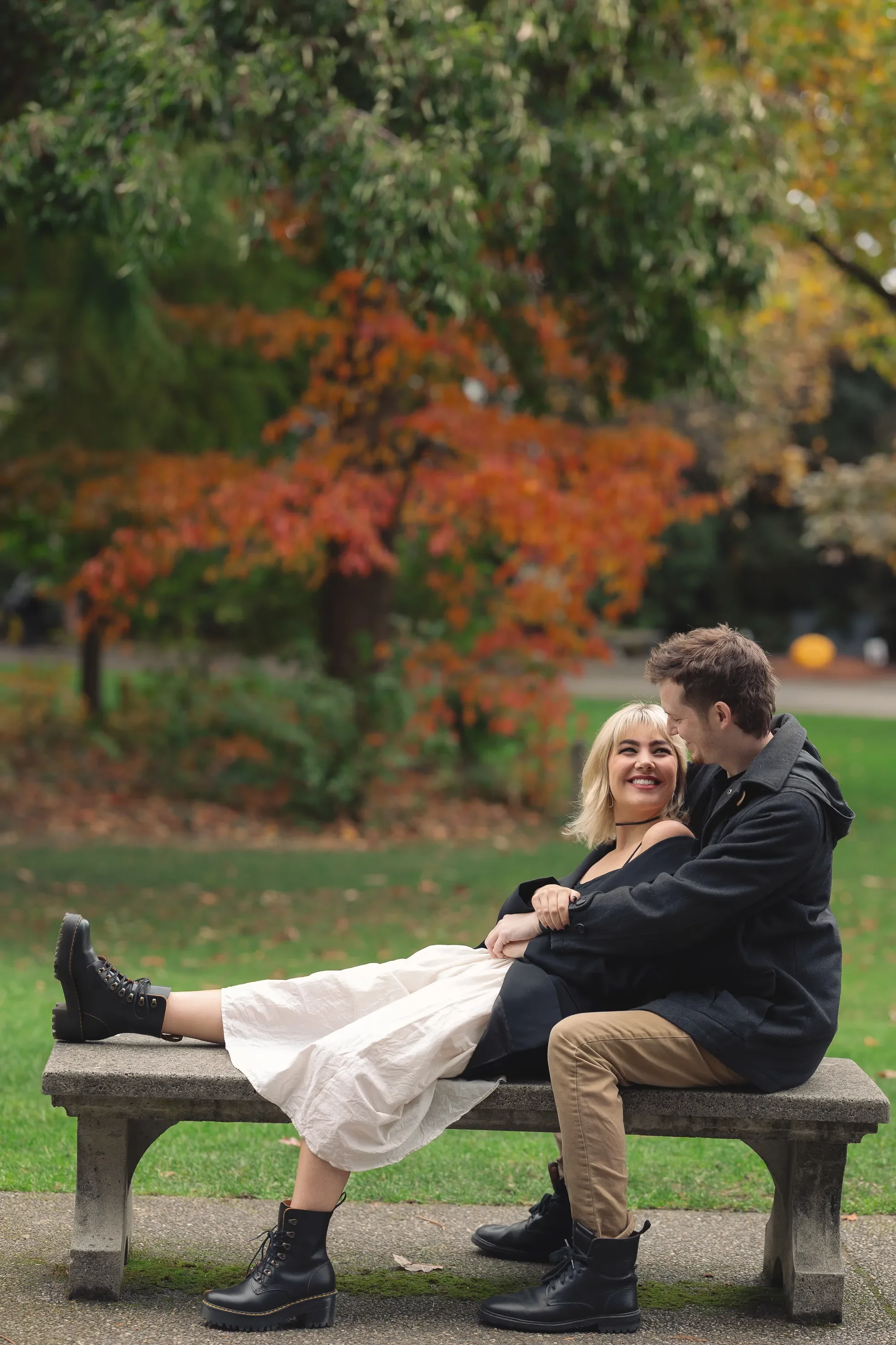 ballard-engagement-photos-seattle-wedding-photographer-4.webp