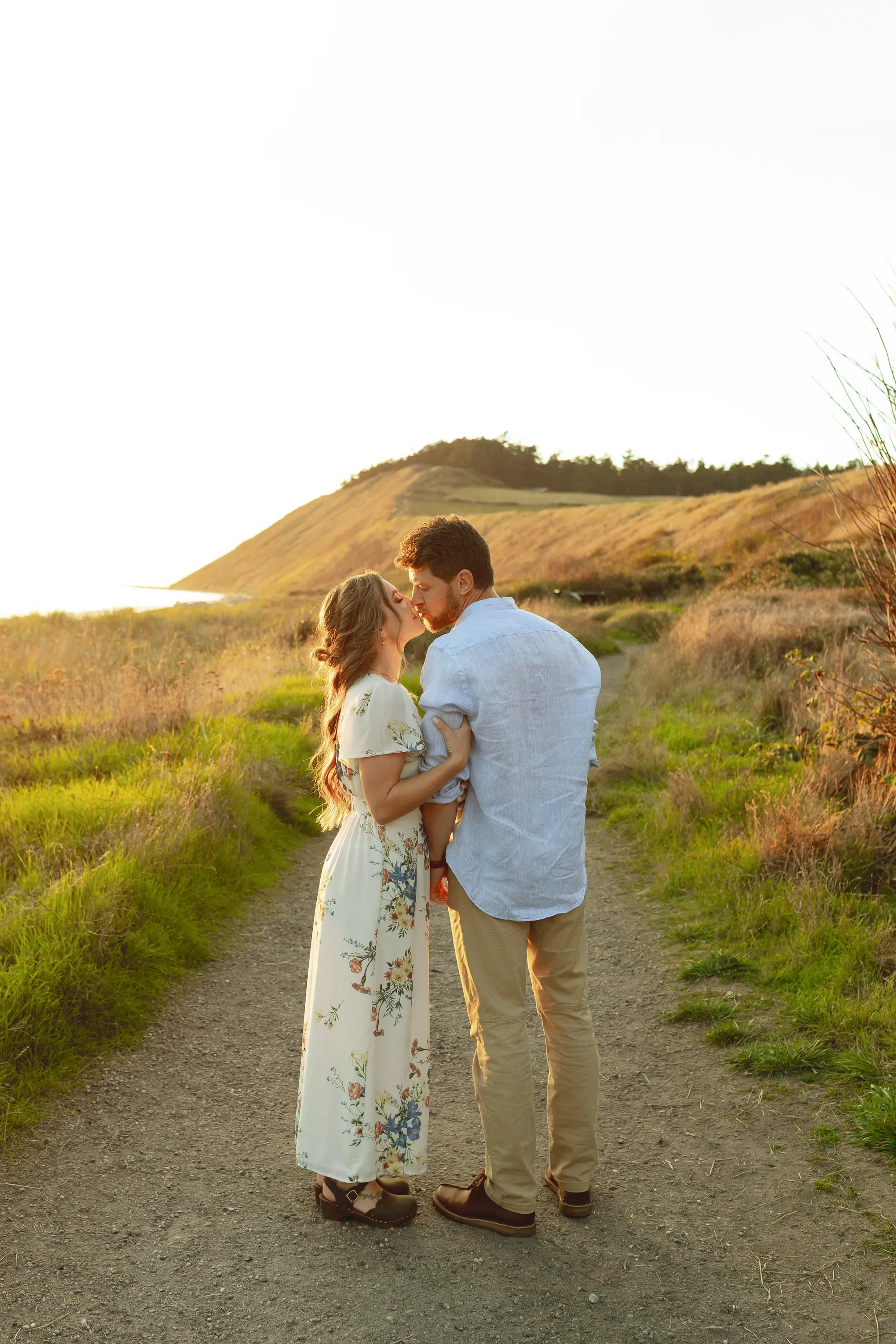 couple-photoshoot-on-whidbey-island-4 (1).webp