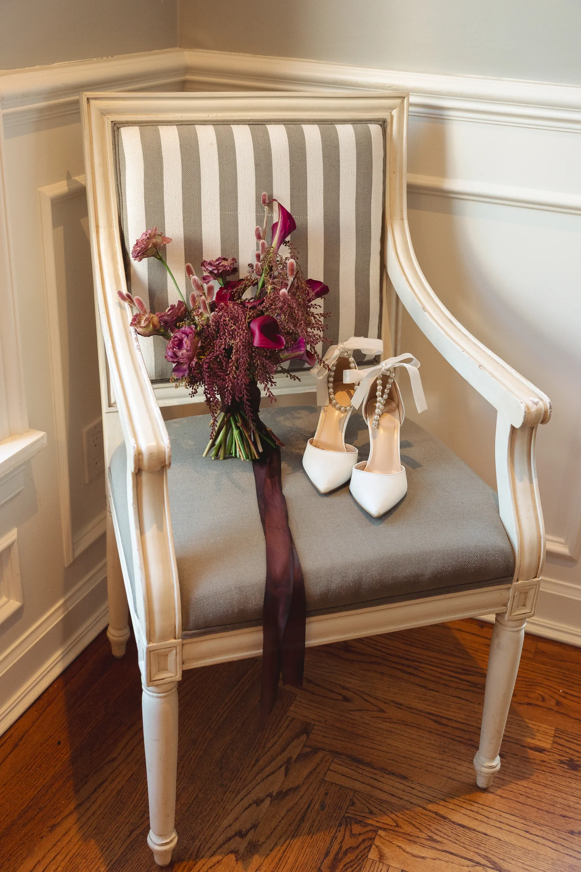 fall-wedding-bouquet-fox-hollow-farm-3.webp