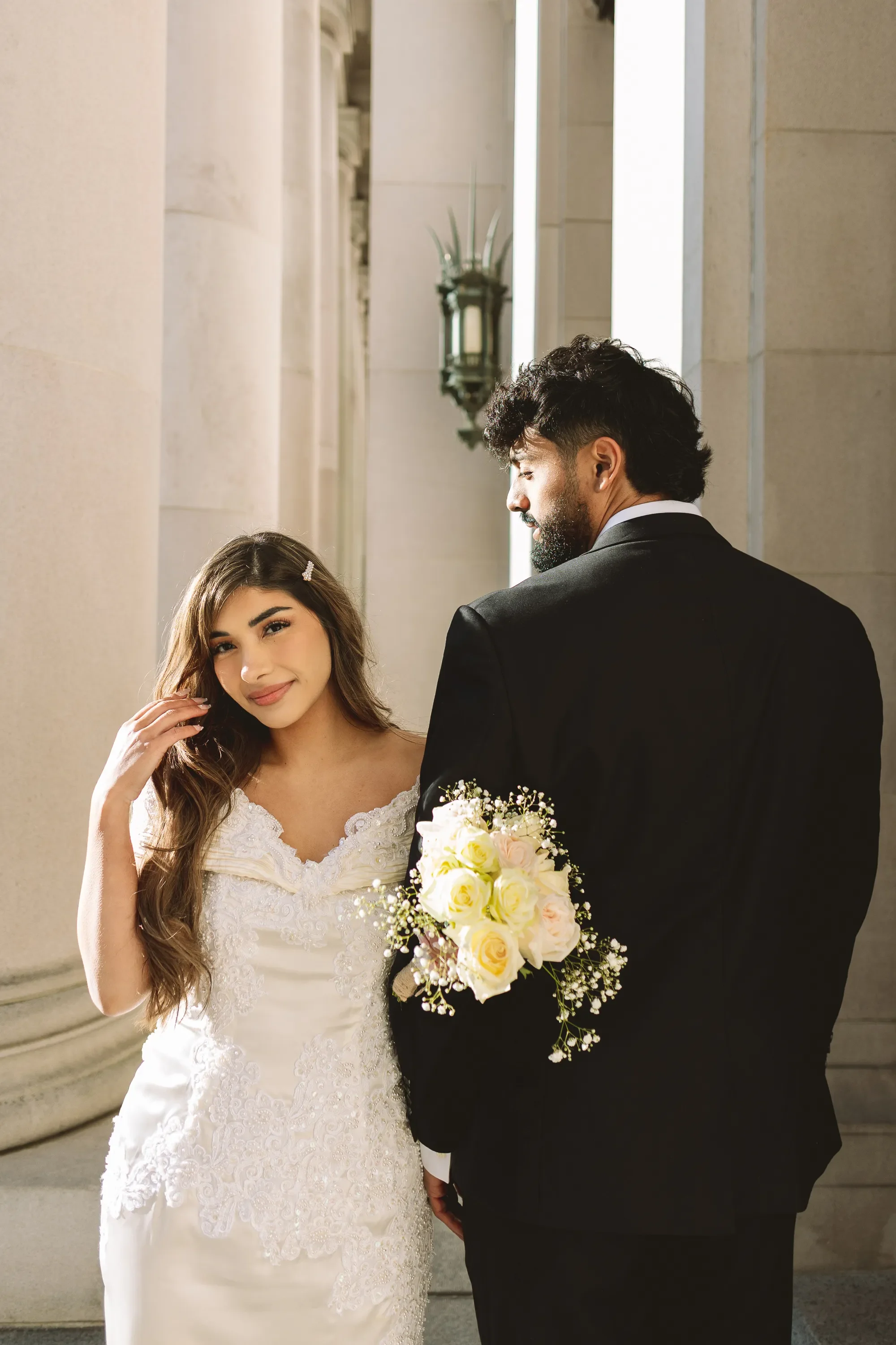 getting-married-at-olympia-state-capitol-washington-2.webp