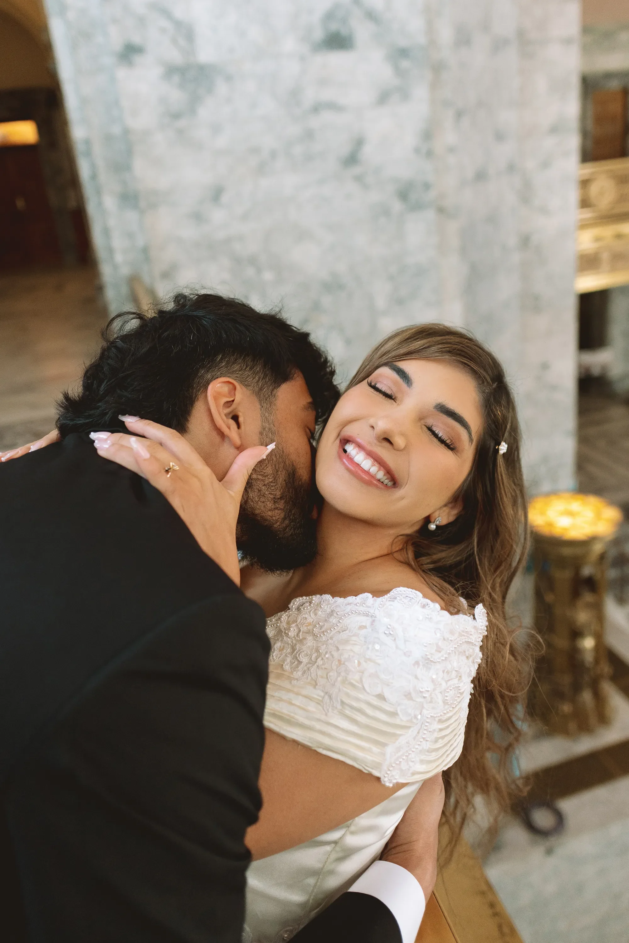 civil-wedding-ceremony-state-capitol-building-olympia-washington-2.webp