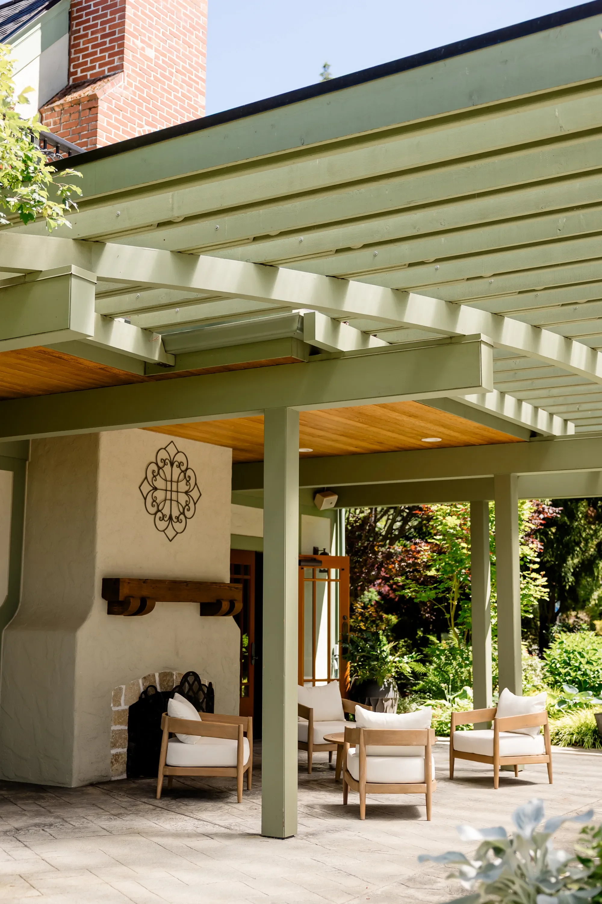 the-manor-house-wedding-venue-bainbridge-island-wa-63.webp