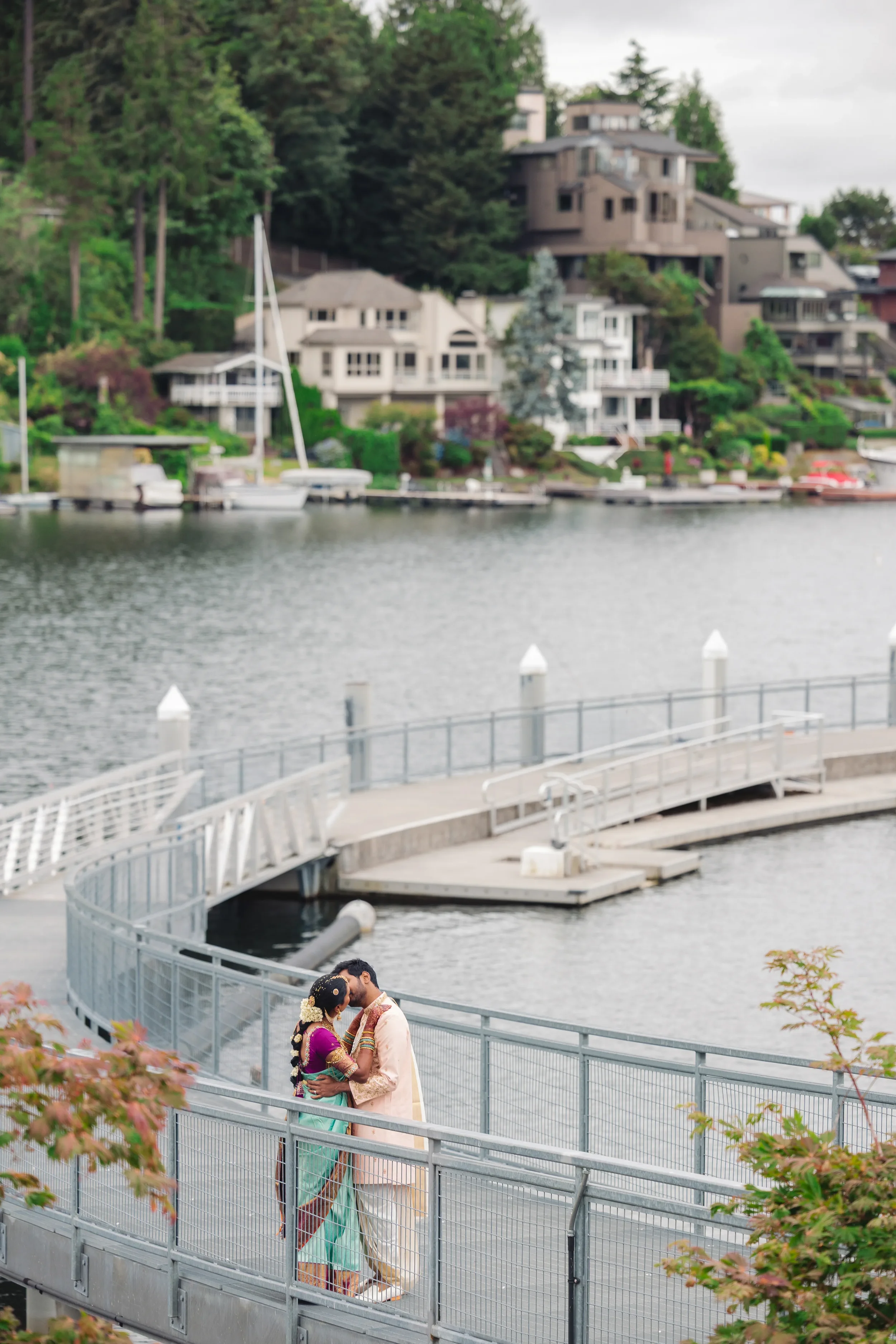 Meydenbauer-Bay-Park-Wedding-Photos-6.webp