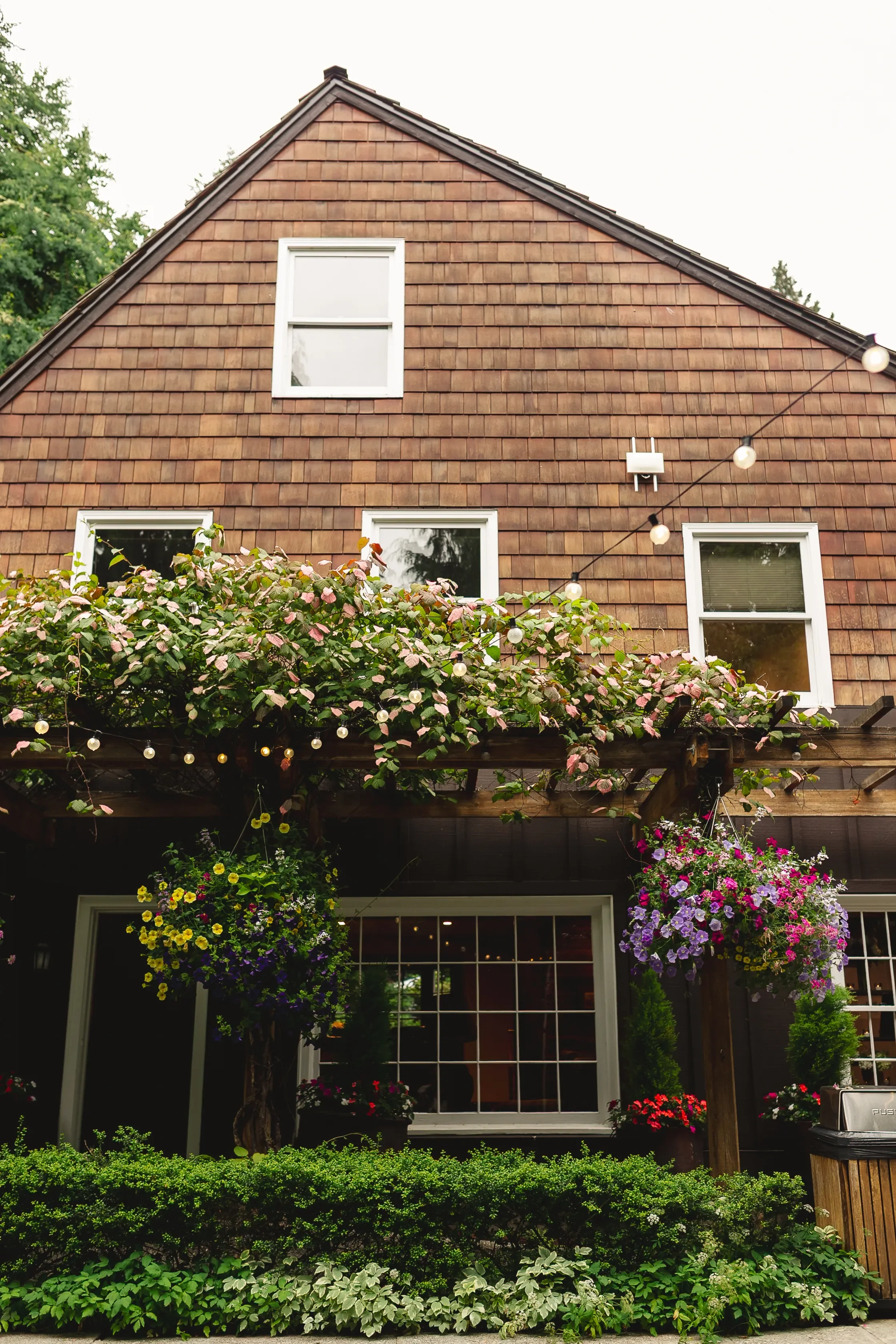 Robinswood-Wedding-Venue-Photos-Bellevue-4.webp