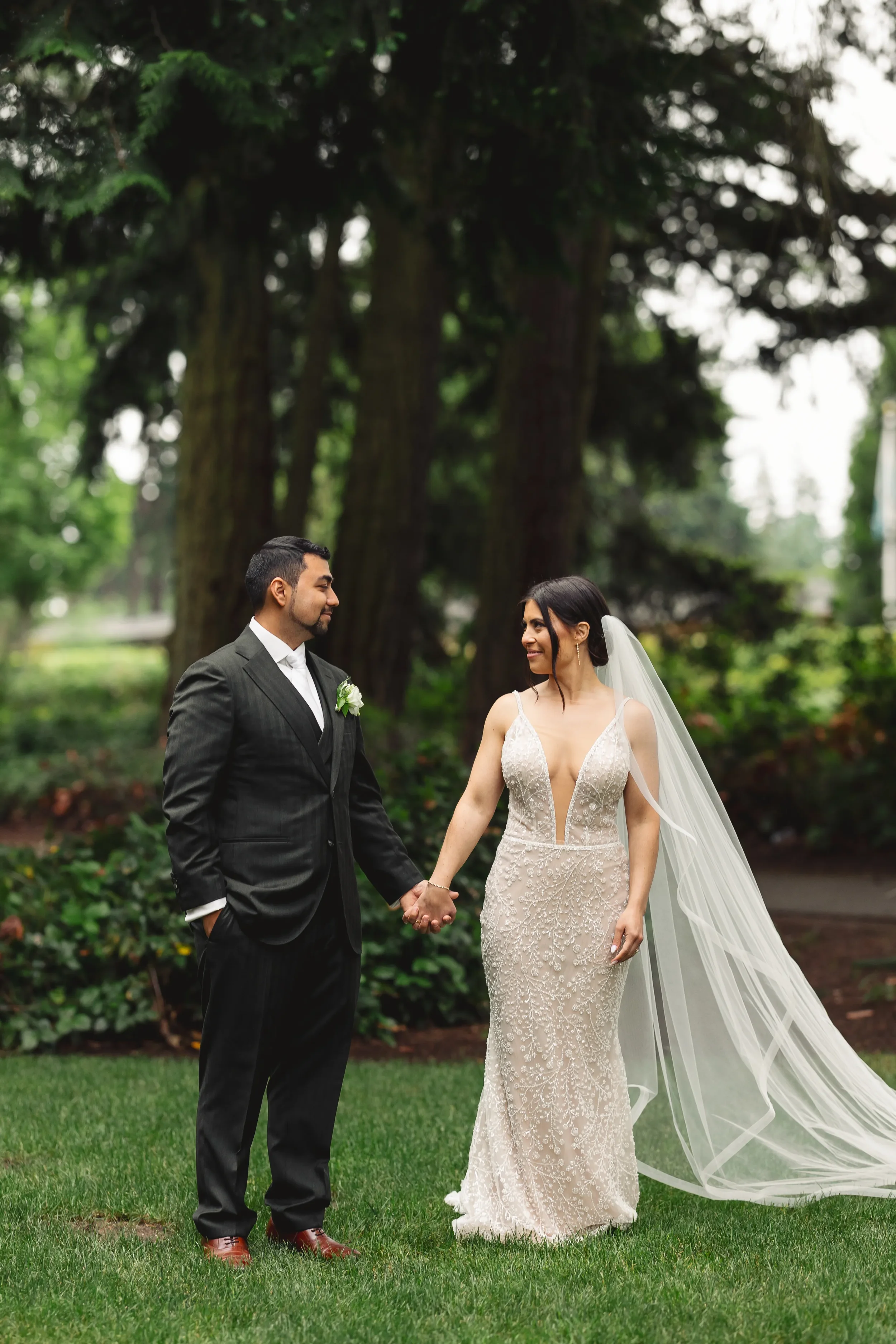 Robinswood-House-Wedding-Venue-Outdoor-Wedding-Venue-9.webp