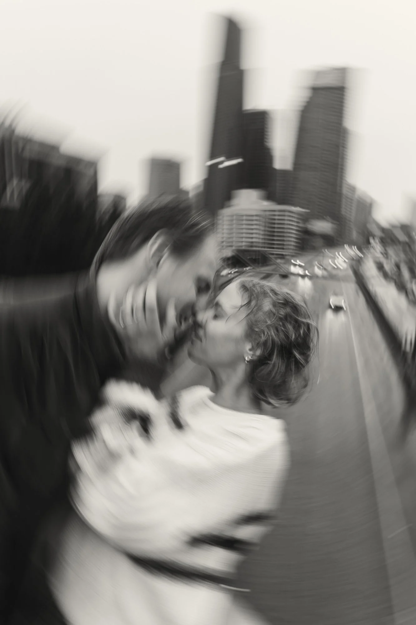 downtown-seattle-rainy-day-engagement-photoshoot-35.jpg