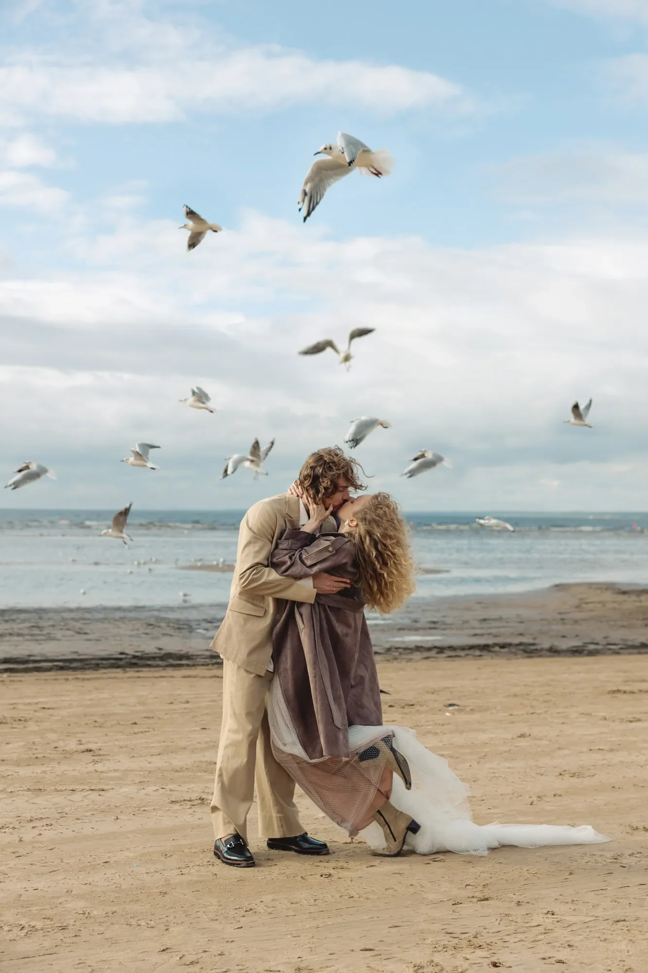 romantic beach elopement in Washington