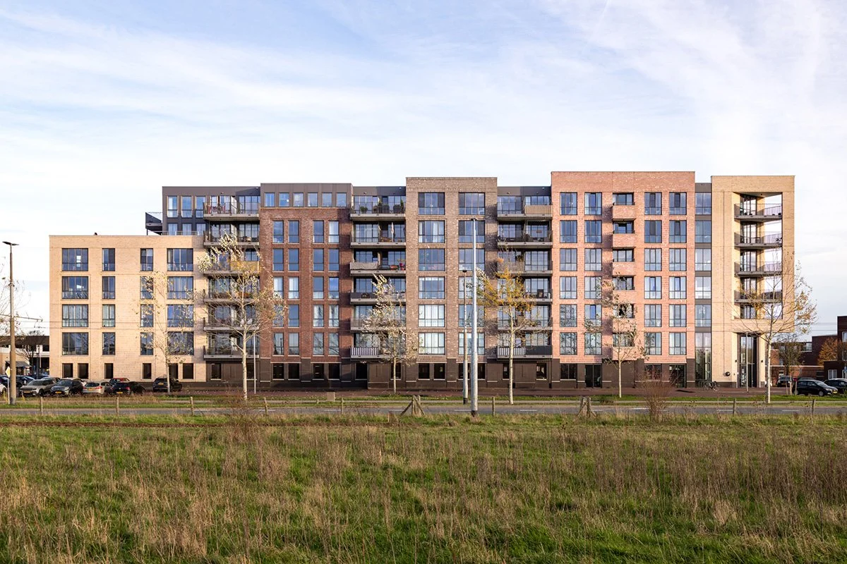 foto van architectuur van een groot gebouw in arnhem en gelderland door goede fotograaf