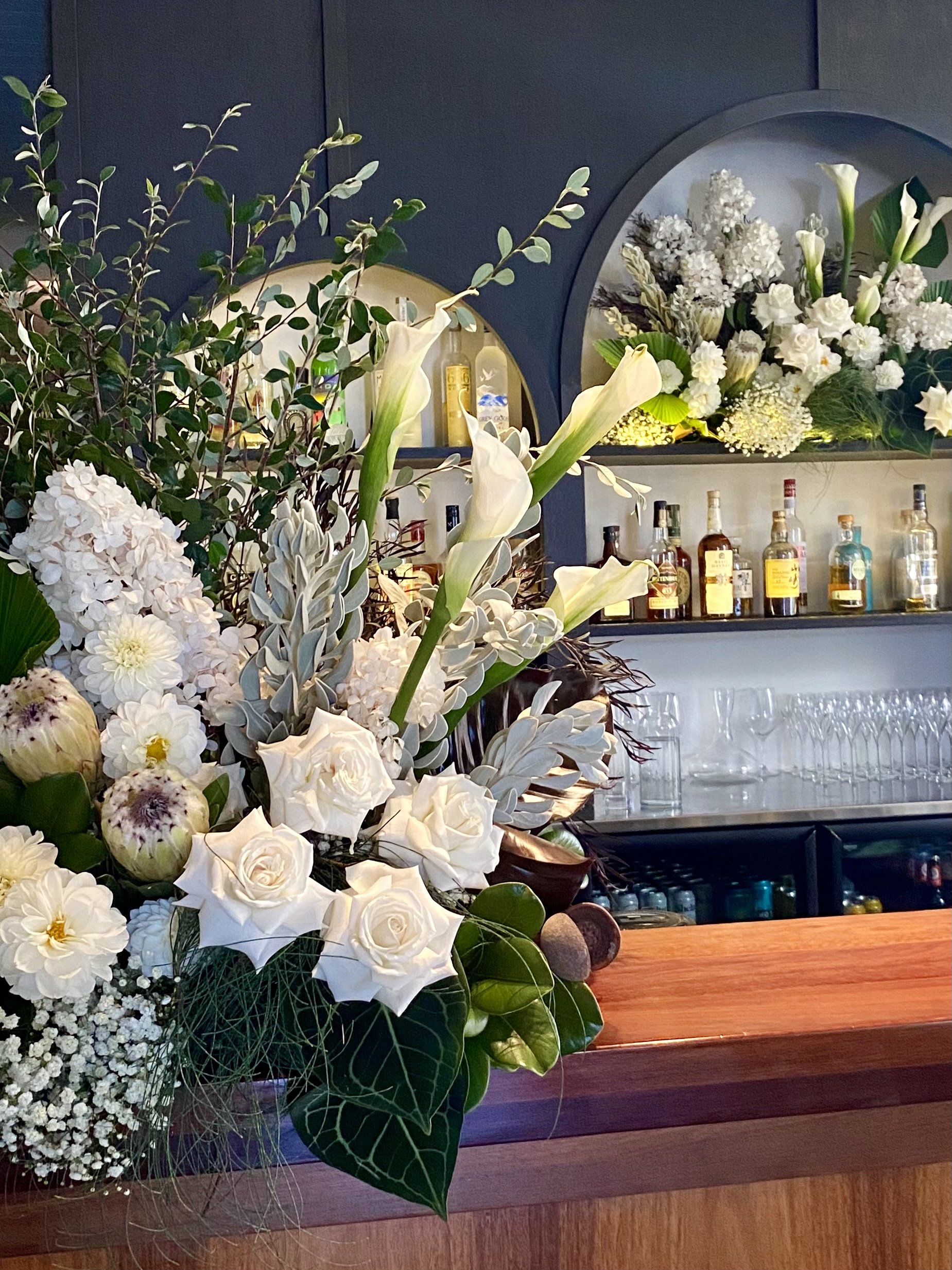 Guildhall bar flowers white modern.jpg