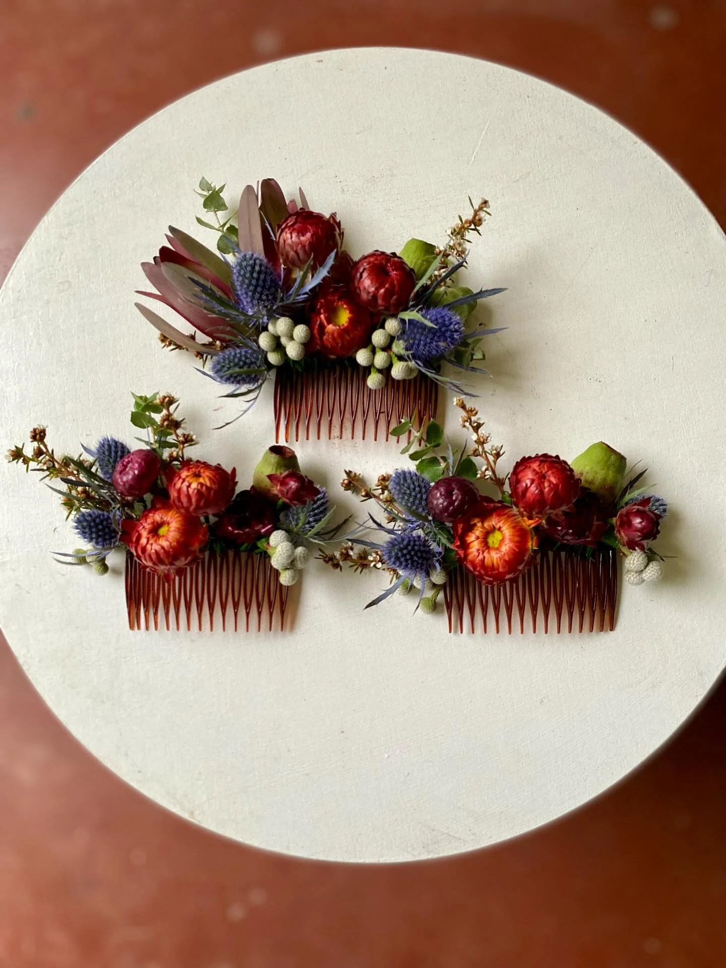 It&rsquo;s all in the little details.

Pretty natives hair flowers and buttonholes for Nadine and Josh and their bridal party. 

Wild Heart Flowers
Wedding &amp; Event Florist
Scarborough W.A.
&hearts;️wildheartflowers.com.au
&hearts;️wildheartflower