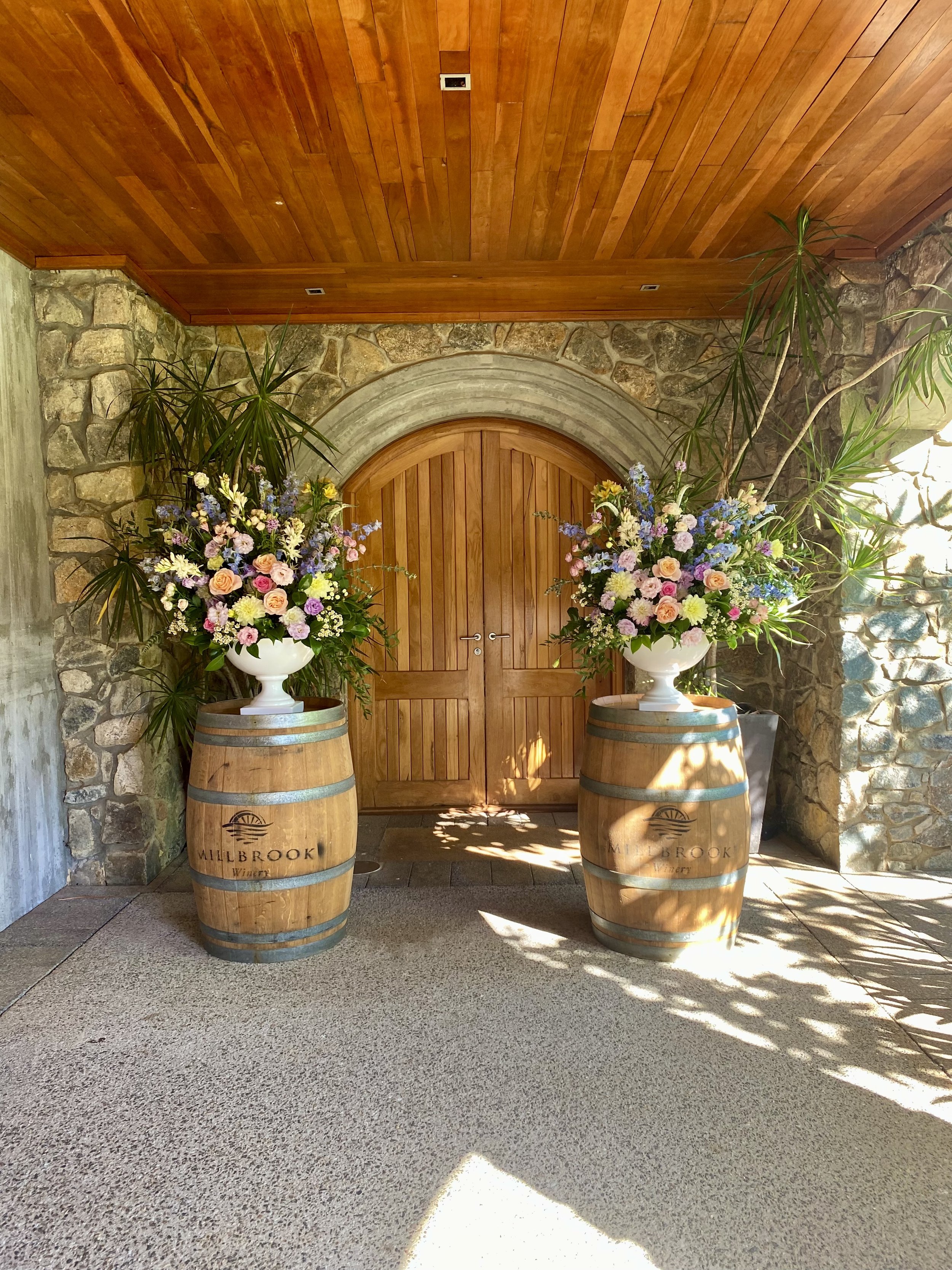 Wedding ceremony urn arrangements pastel colours.jpg