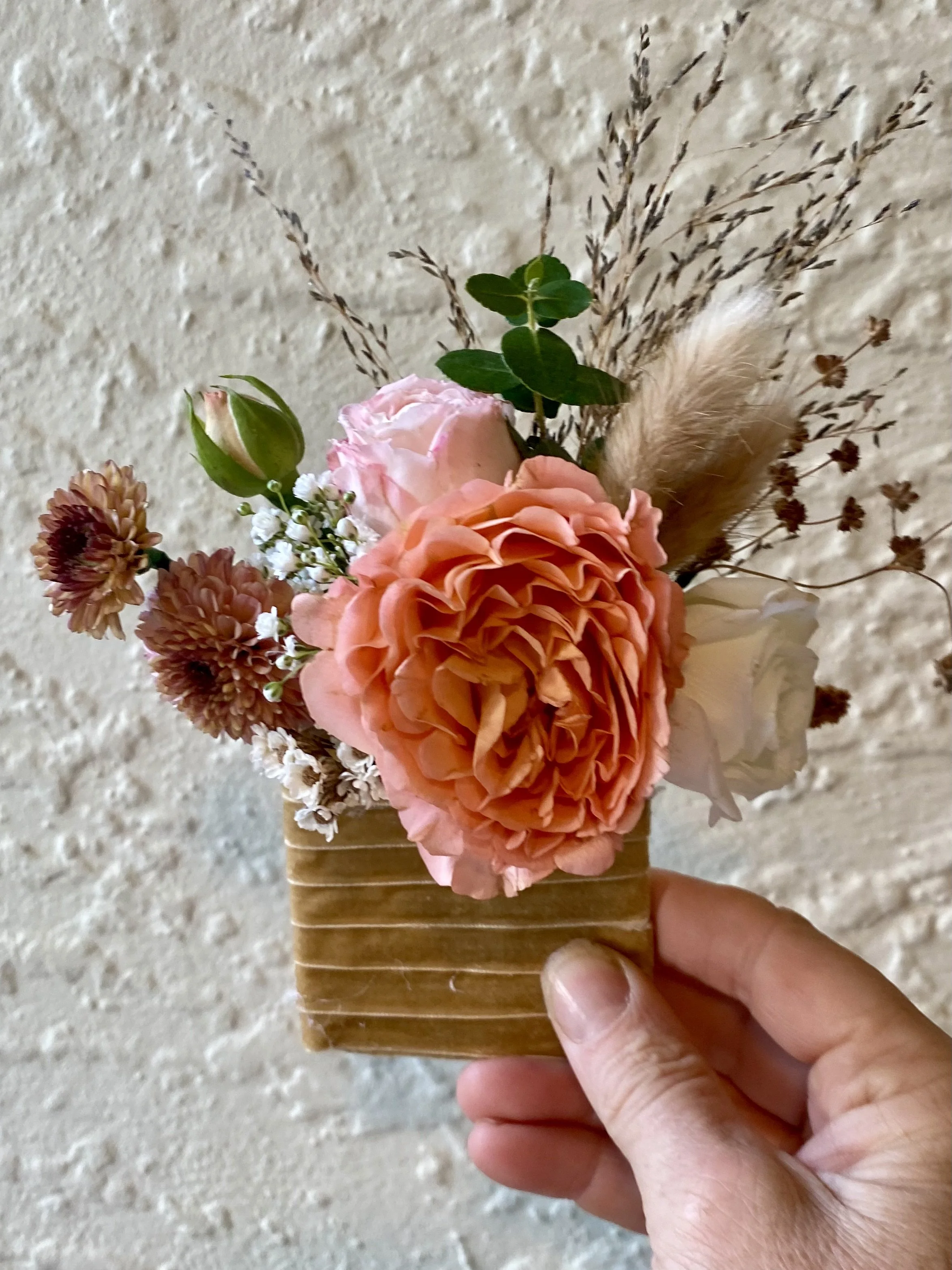 Mens pocket square card flowers.jpg